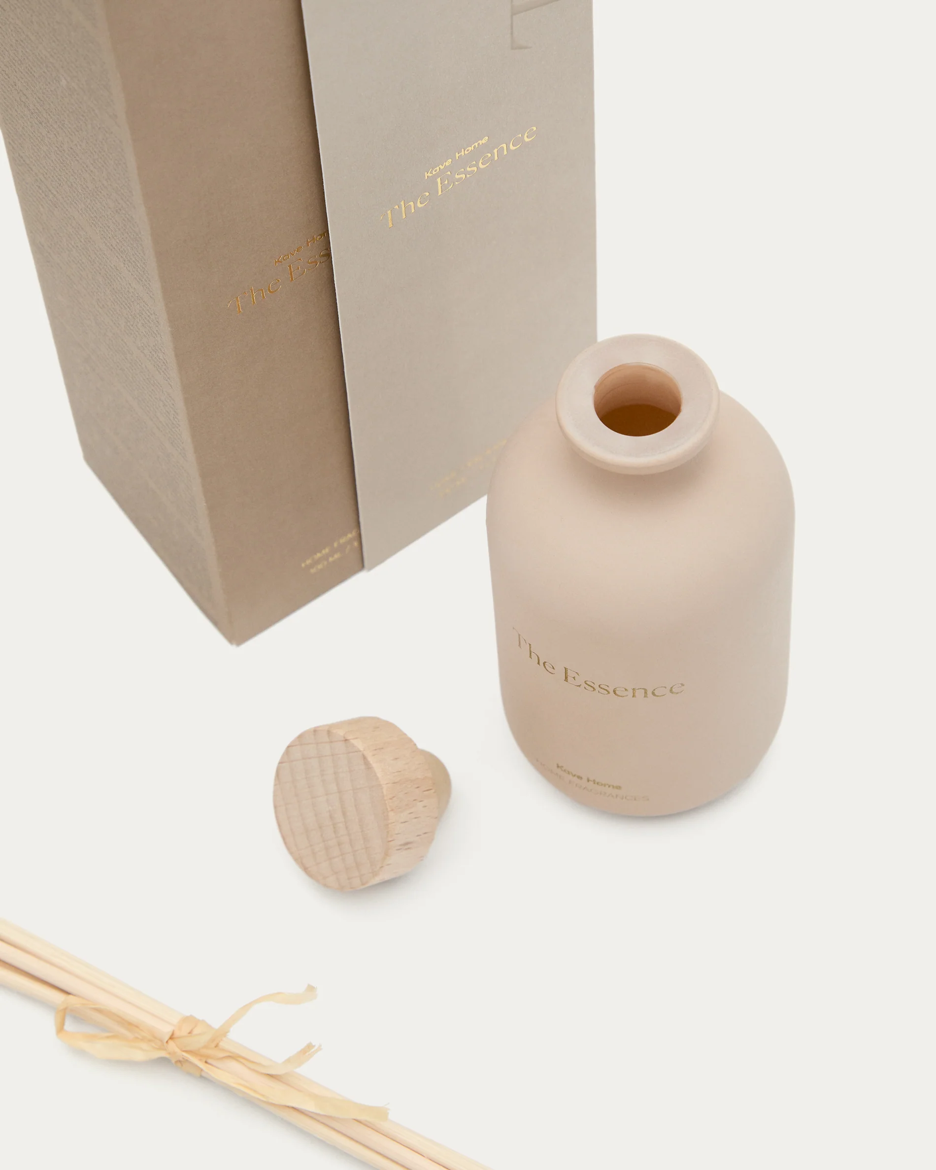100ml The Essence fragrance reed diffuser - Image 3