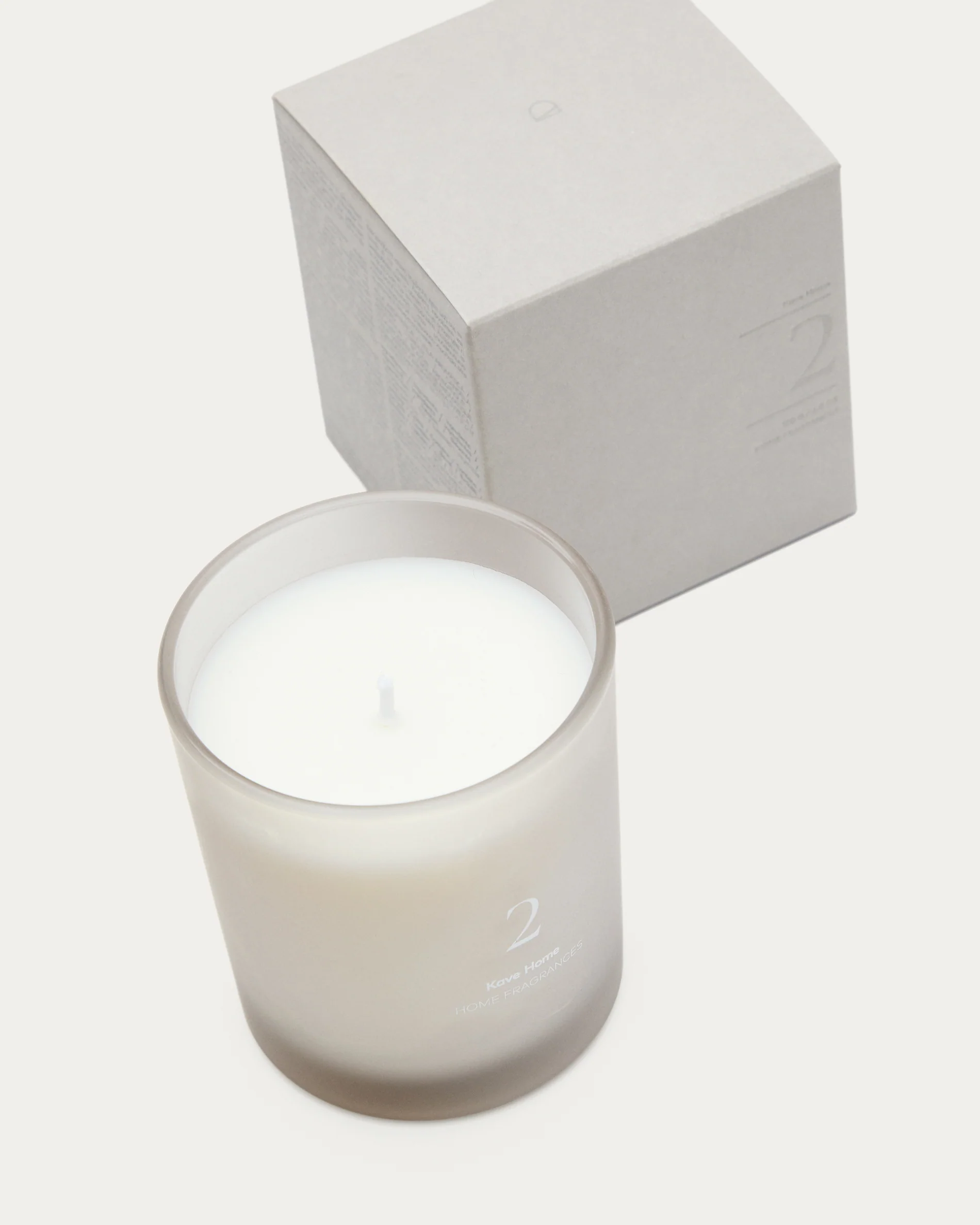 170g Sweet Vanilla scented candle - Image 3