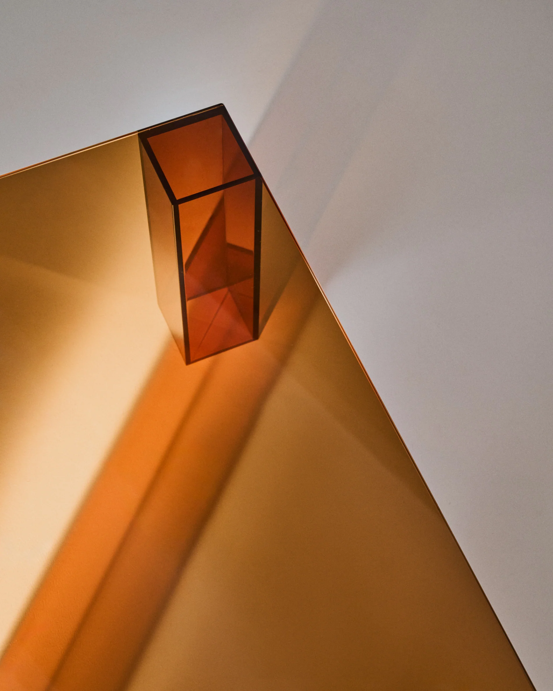 Adularia brown, tempered-glass coffee table, 140 x 60 cm - Image 7