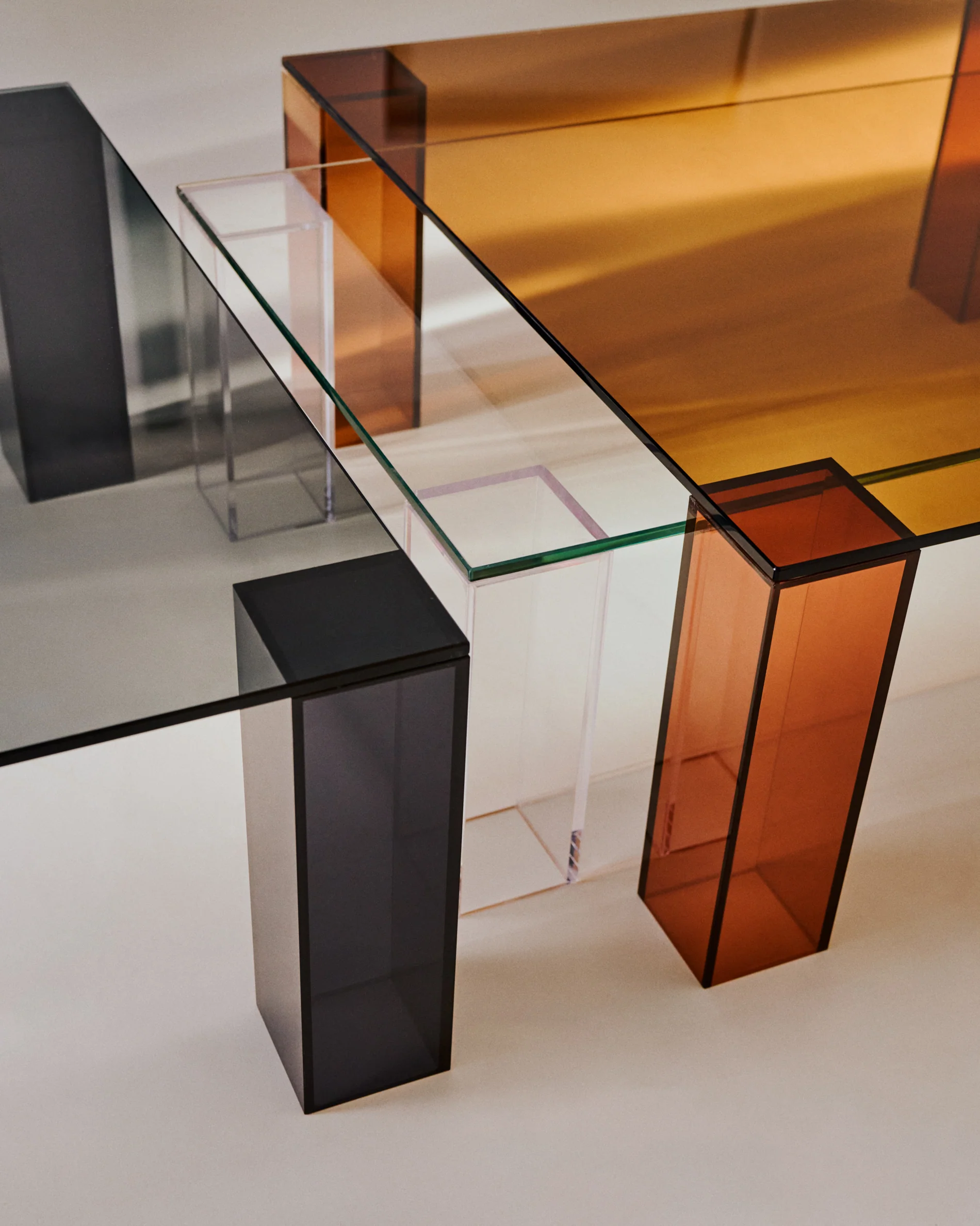 Adularia dark-grey, tempered-glass side table, 85 x 85 cm - Image 7