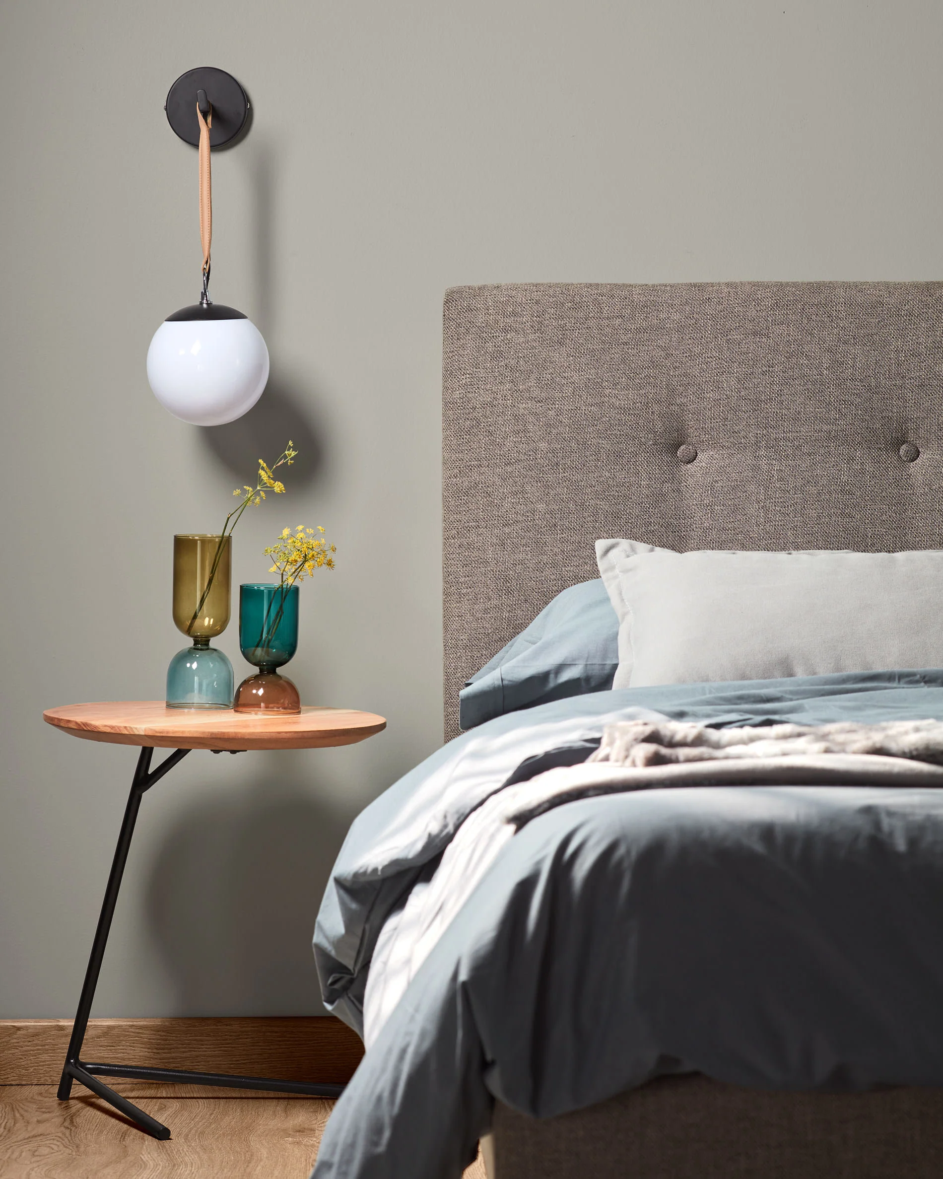 Asha set of 2 solid acacia wood and steel side table, Ø 40 cm / Ø 40 cm - Image 5