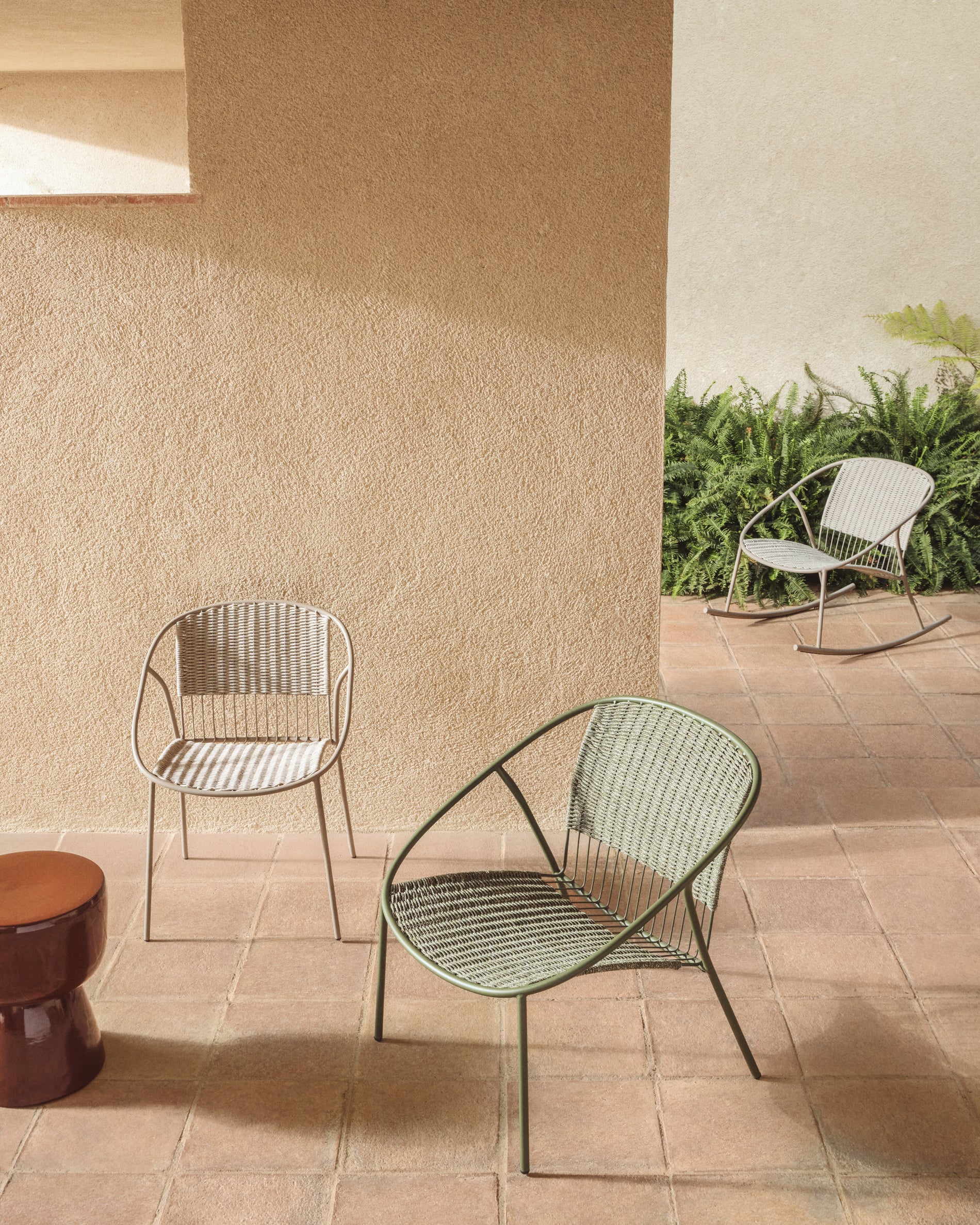 Atrani stackable outdoor chair in galvanised steel and green rope - Image 7