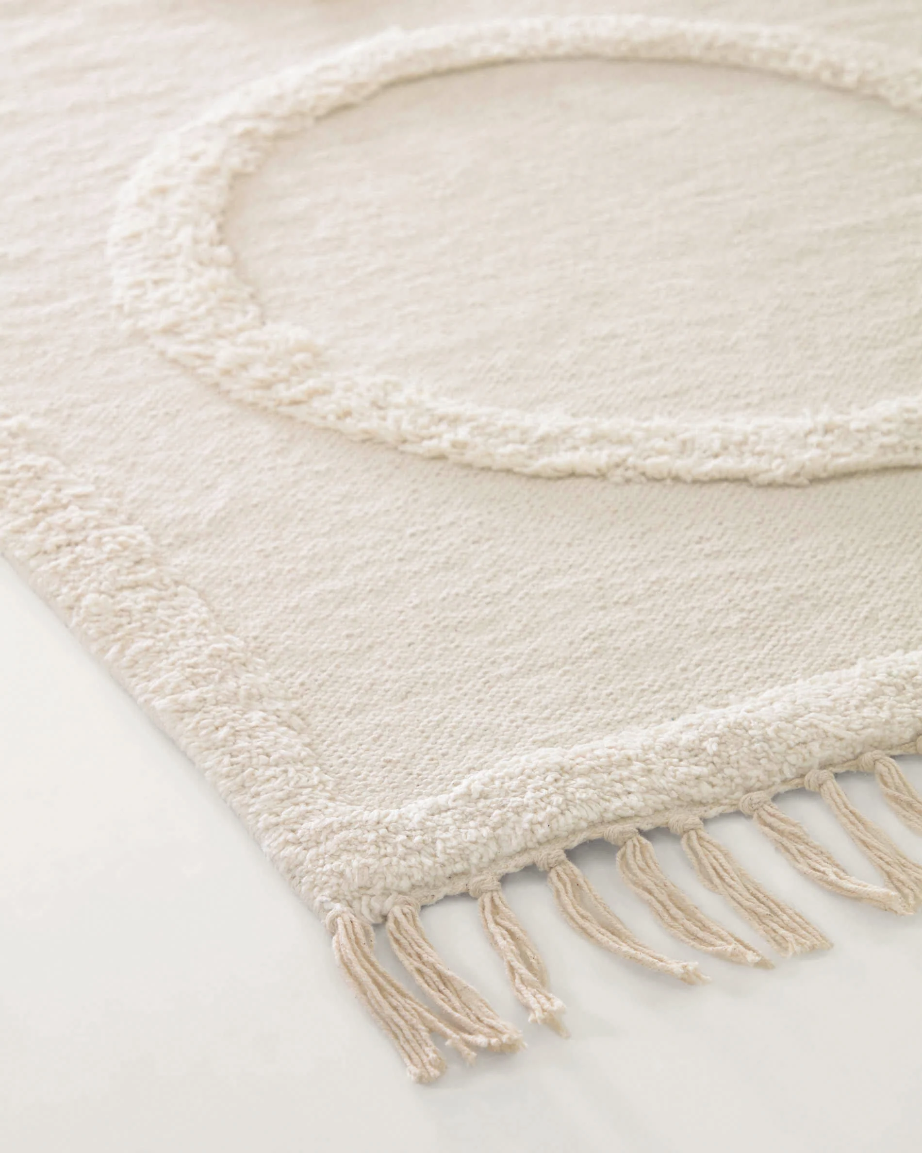 Bernabela 100% cotton rug in beige 70 x 140 cm - Image 3