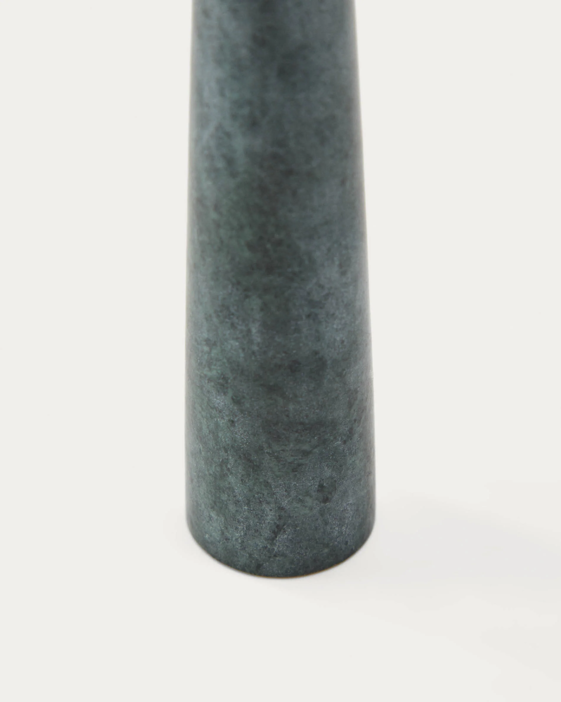 Bluma bottle opener in green marble - Image 3