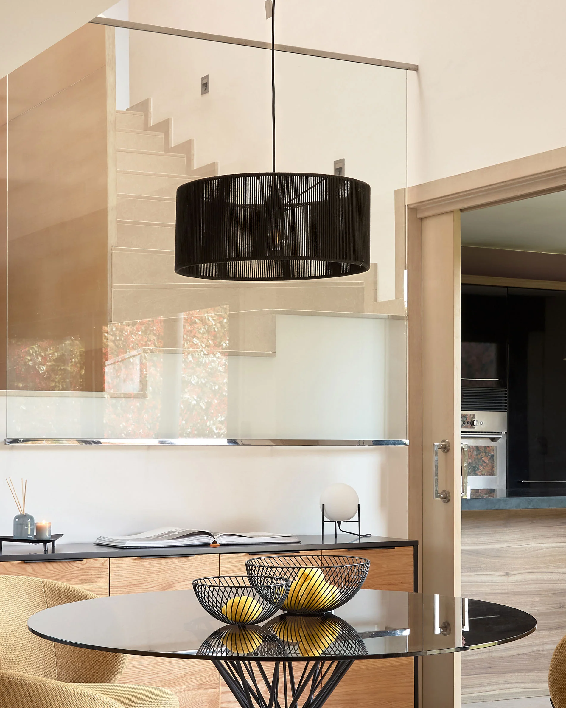 Cantia cotton ceiling light shade with black finish Ø 47 cm - Image 2