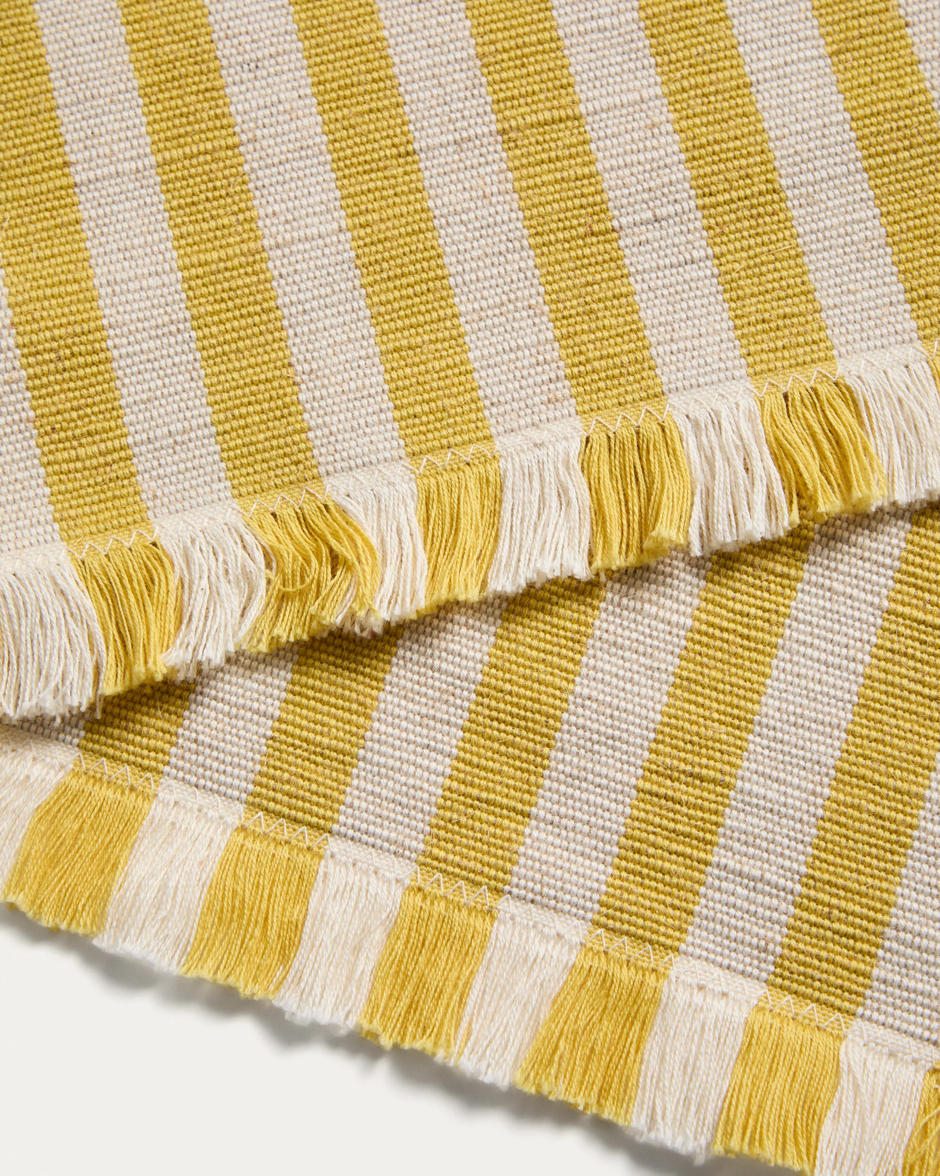 Daltan set of 2 yellow striped cotton and jute placemats 35 x 50cm - Image 3
