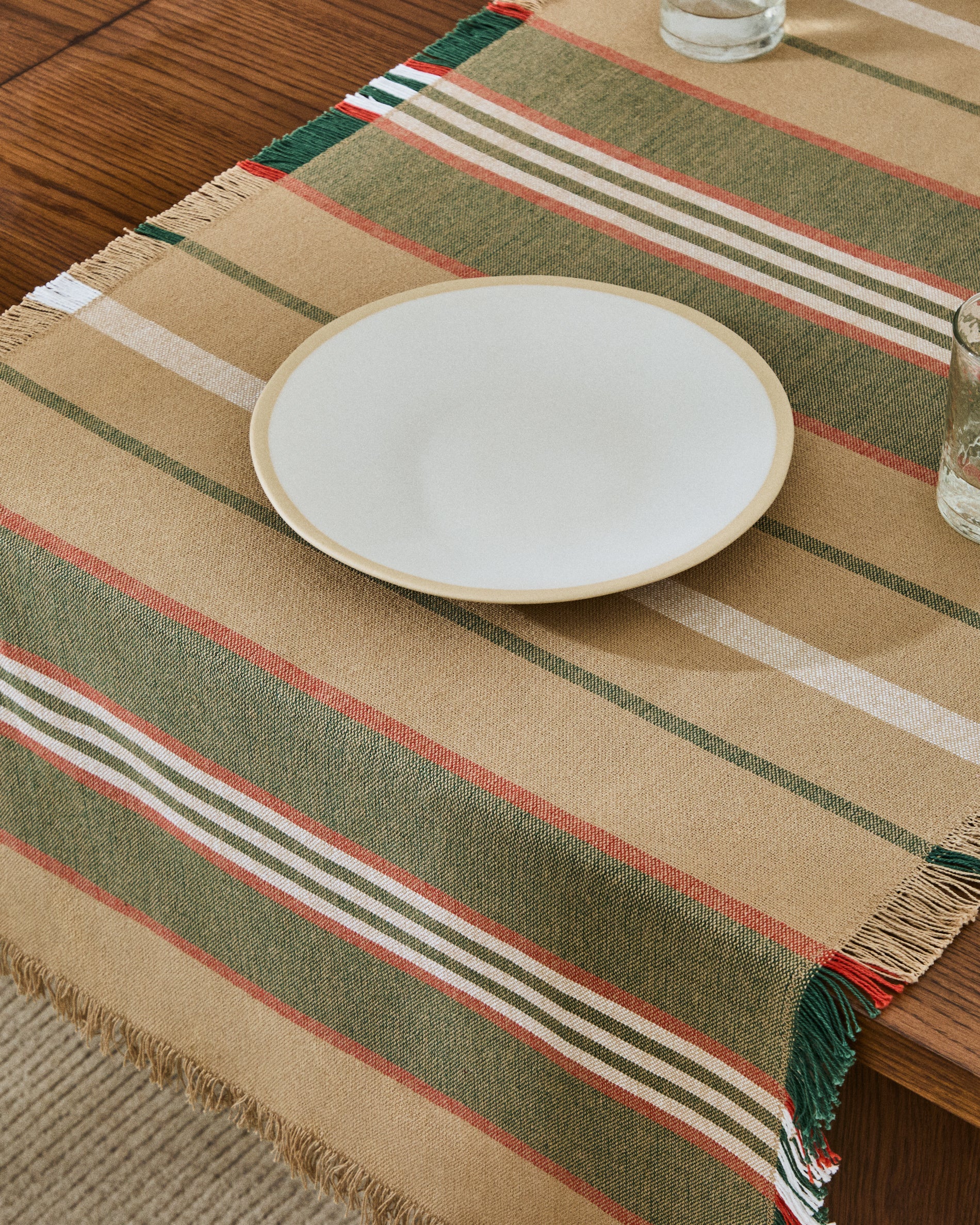 Davia 100% cotton table runner with green stripes and fringed detail 50 x 150cm - Image 4