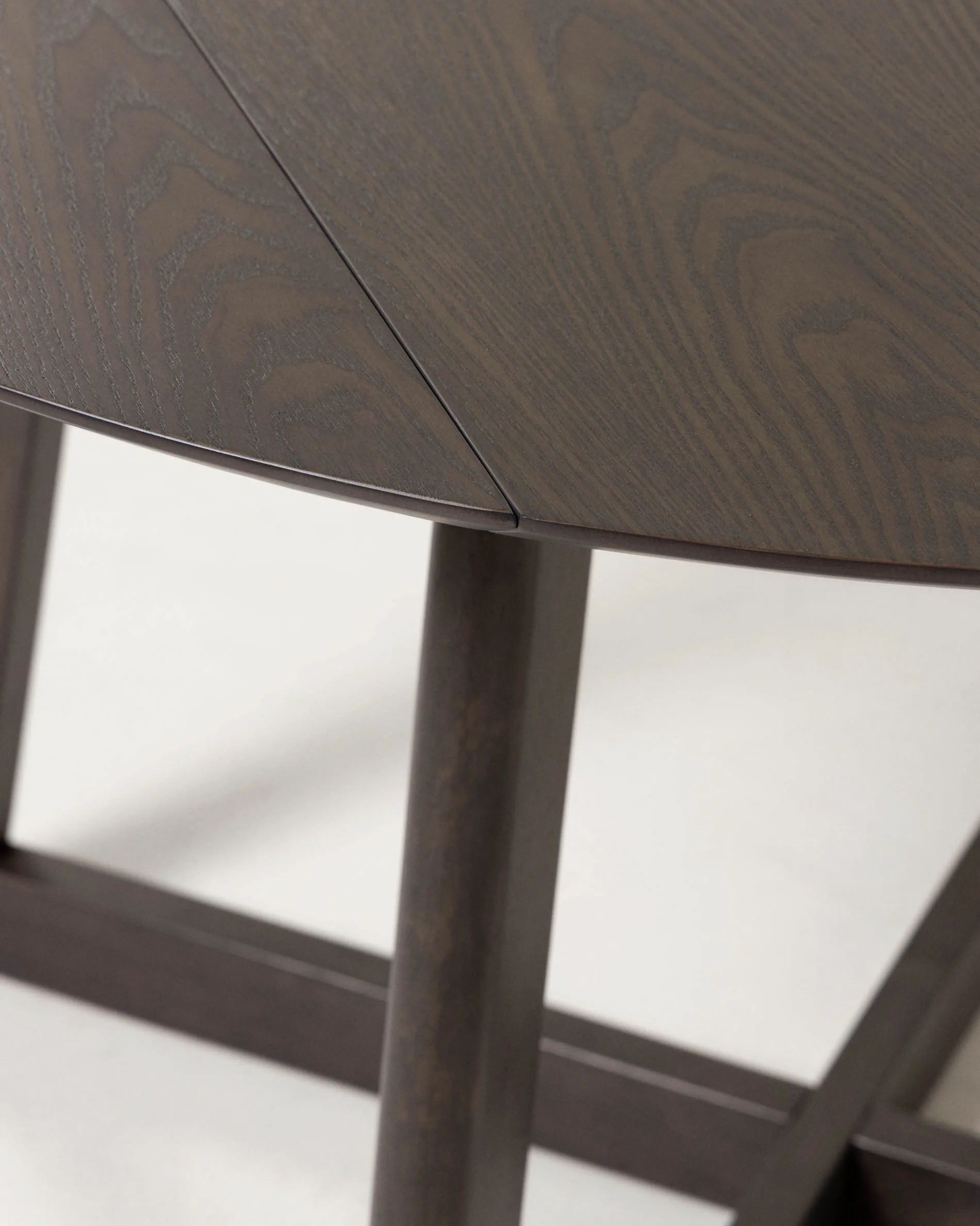 Extendable Maryse 70 (120) x 75 cm table in an ash finish - Image 8
