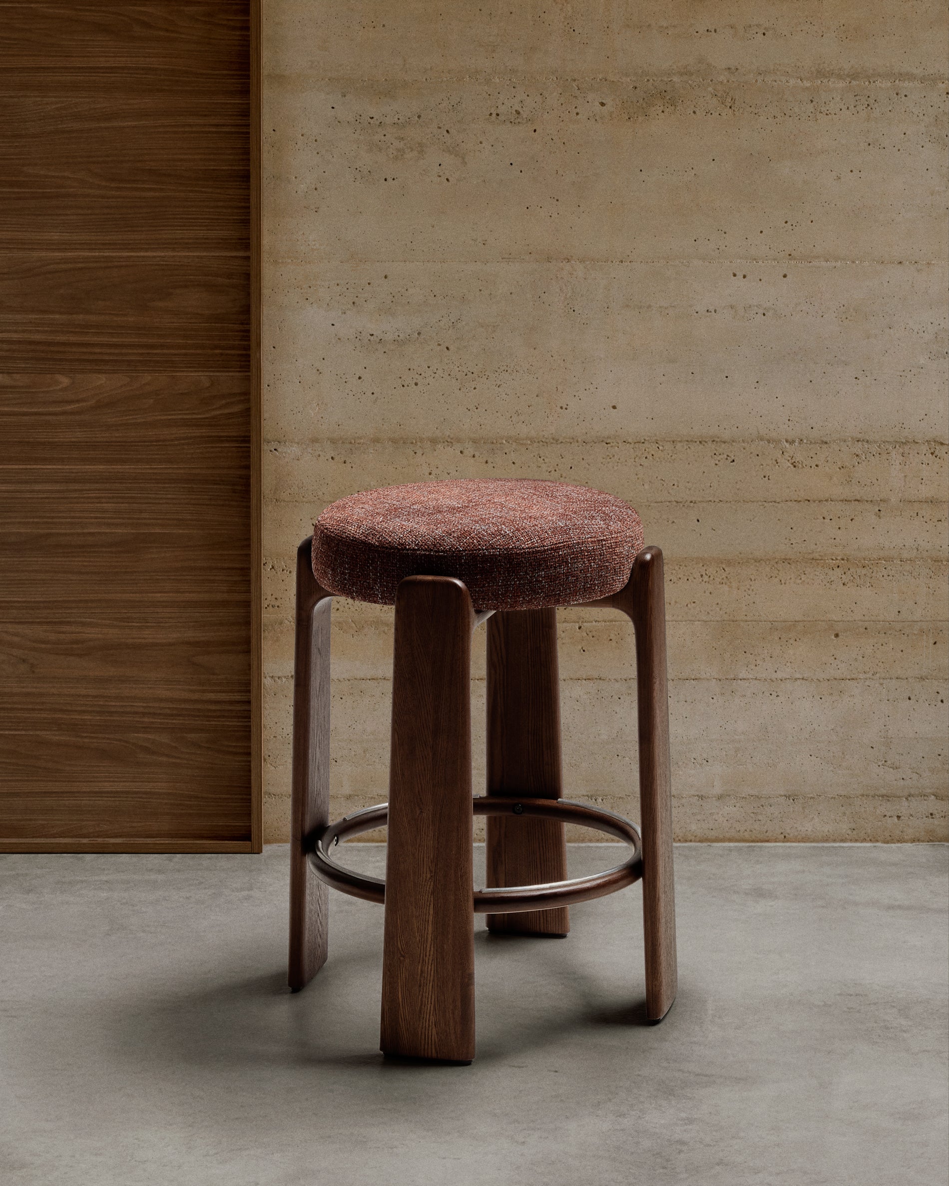 Granite stool in brown chenille and solid ash wood with walnut-coloured finish FSC 100% 65cm - Image 7