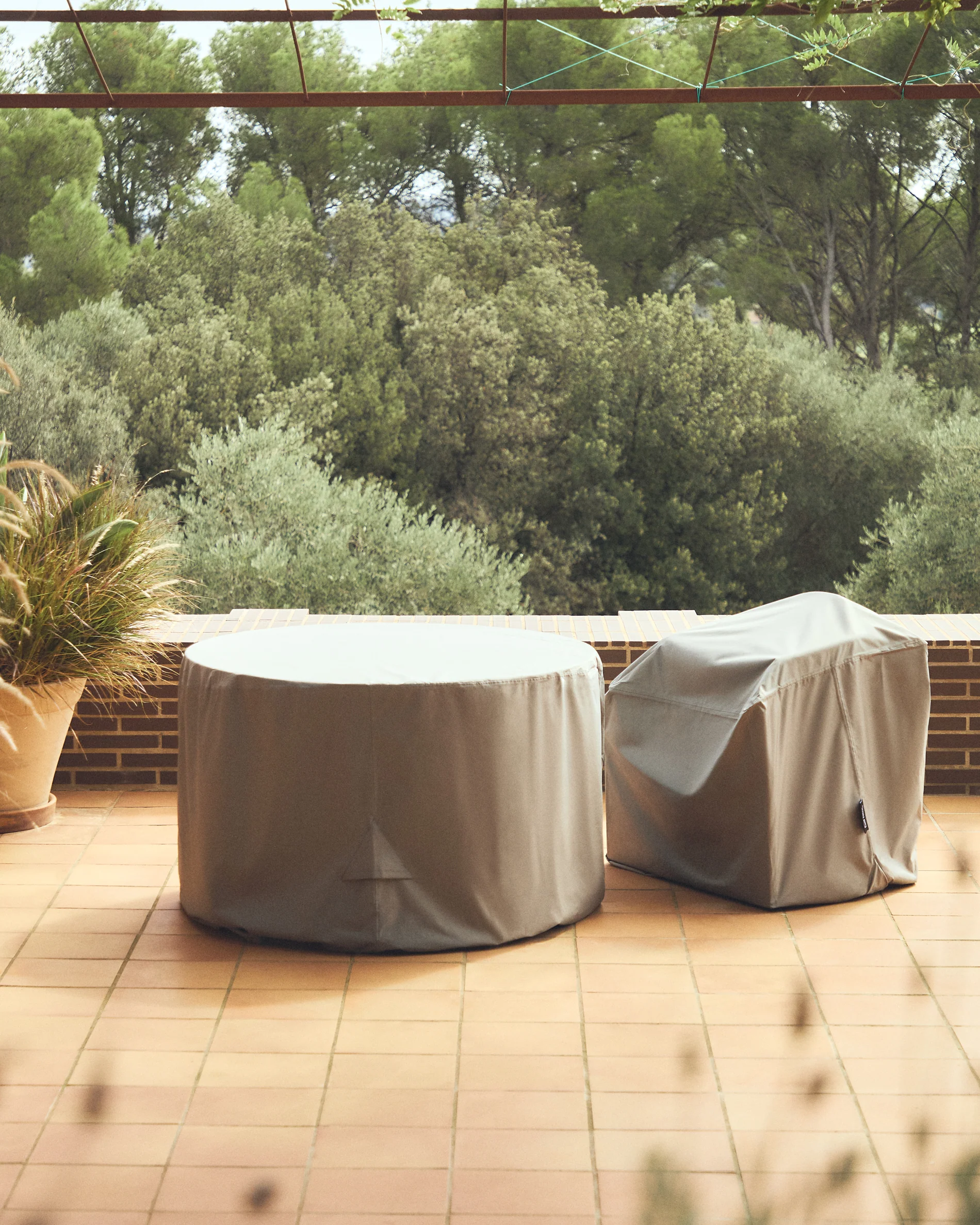Iria protective cover for outdoor furniture max. Ø130 - Image 7