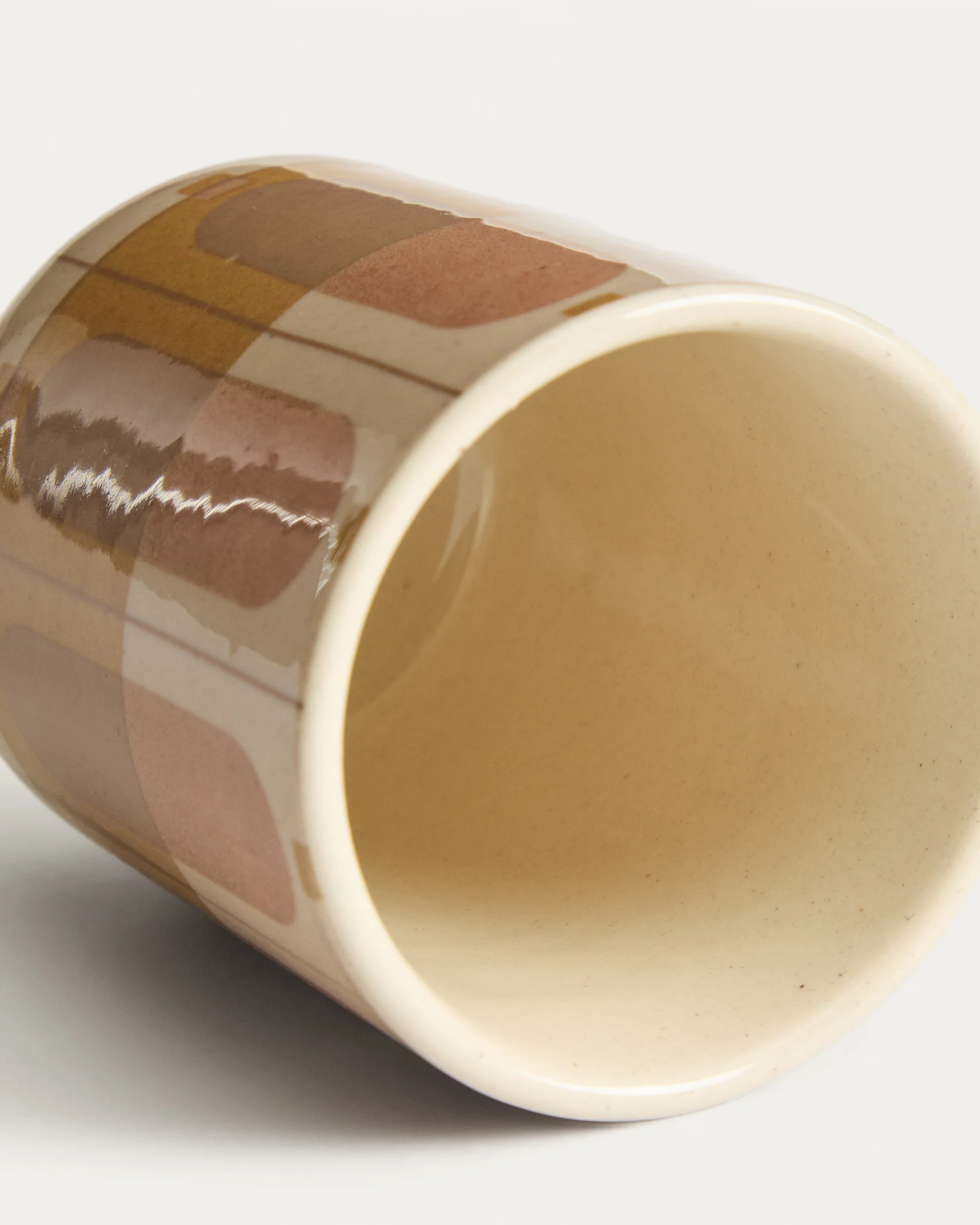 Julnet mug in beige ceramic - Image 5