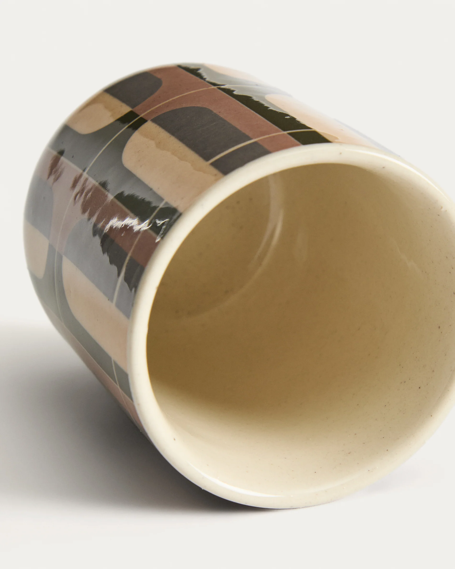 Julnet mug in brown ceramic - Image 5