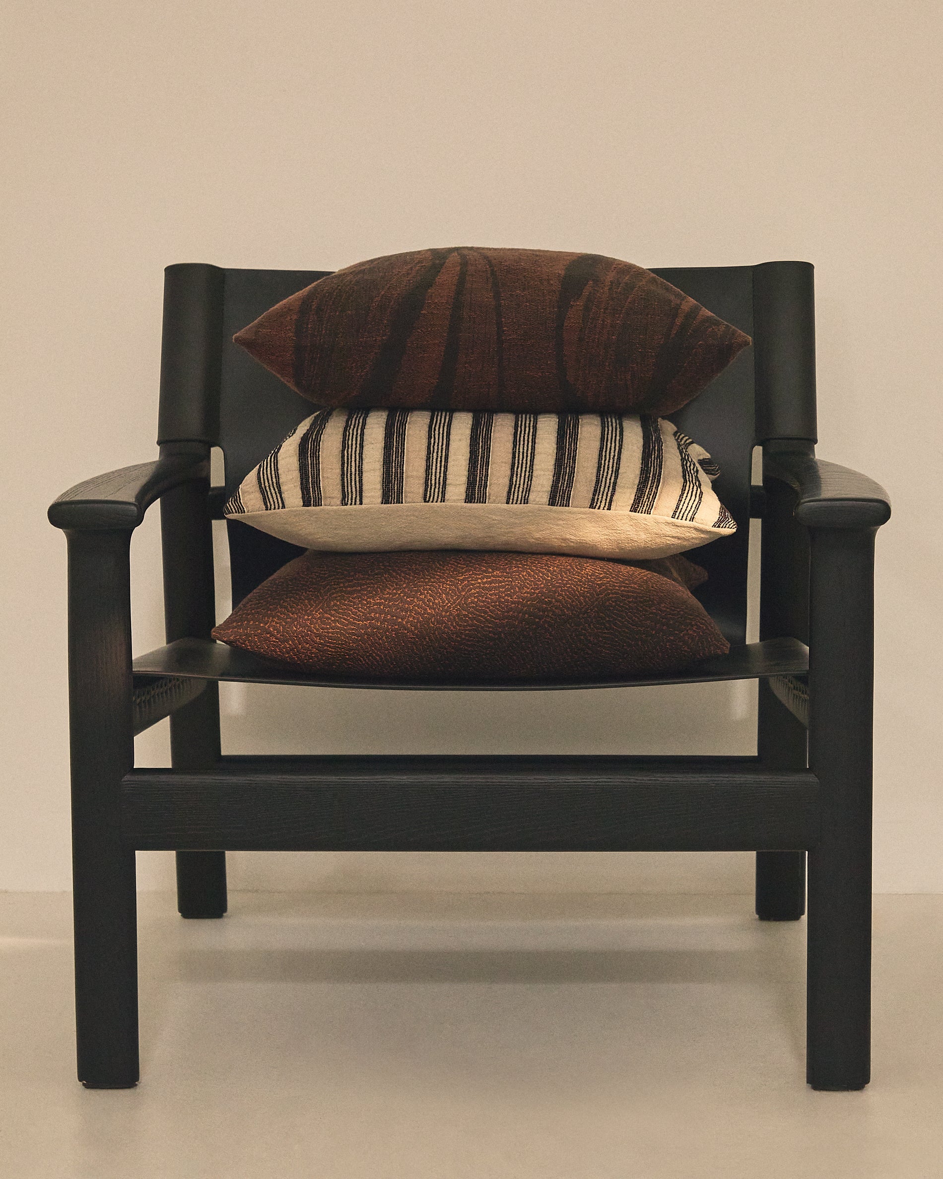 Junie cushion cover in brown cotton jacquard 50 x 50 cm - Image 4