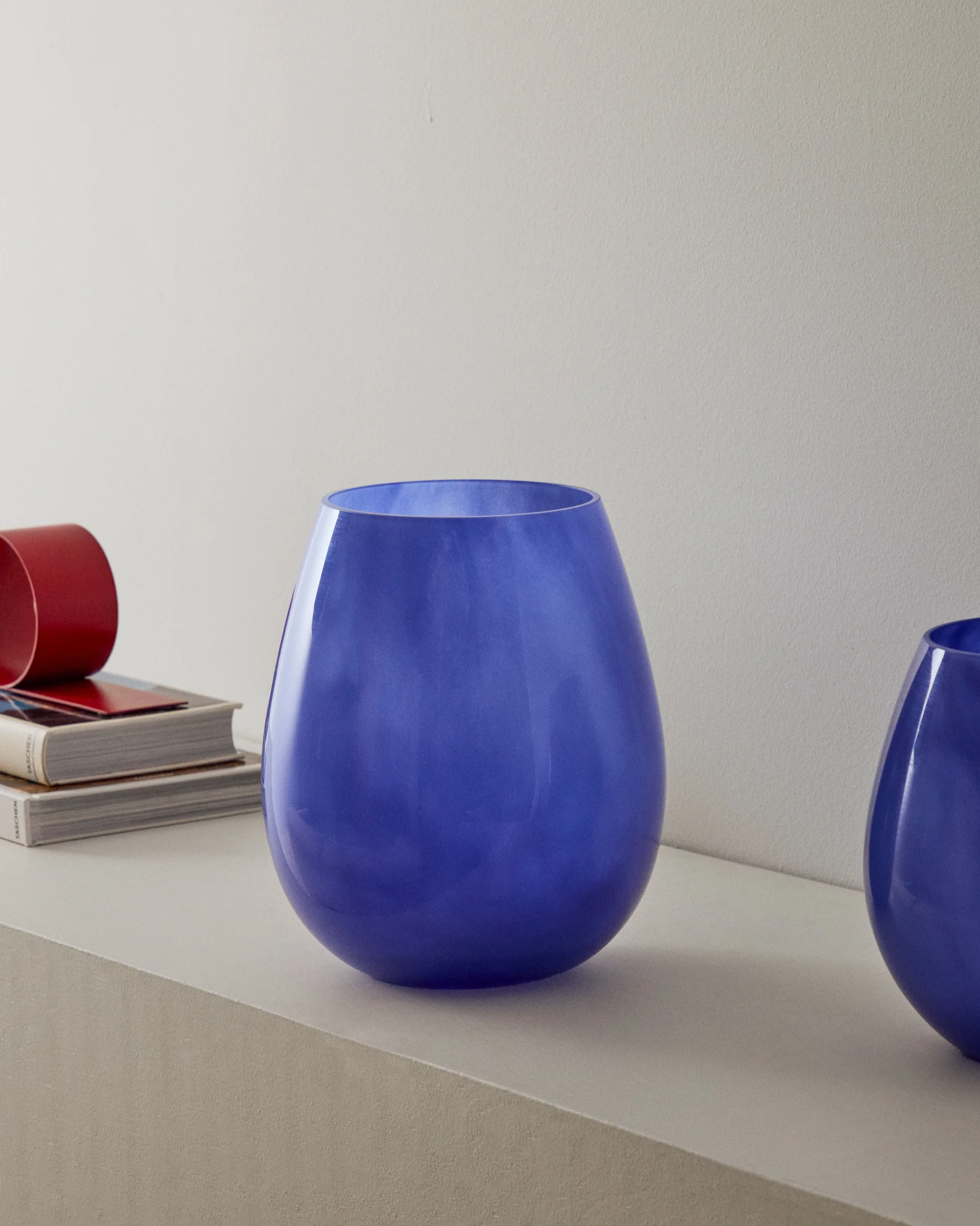 Kelse blue glass vase, 26 cm - Image 2