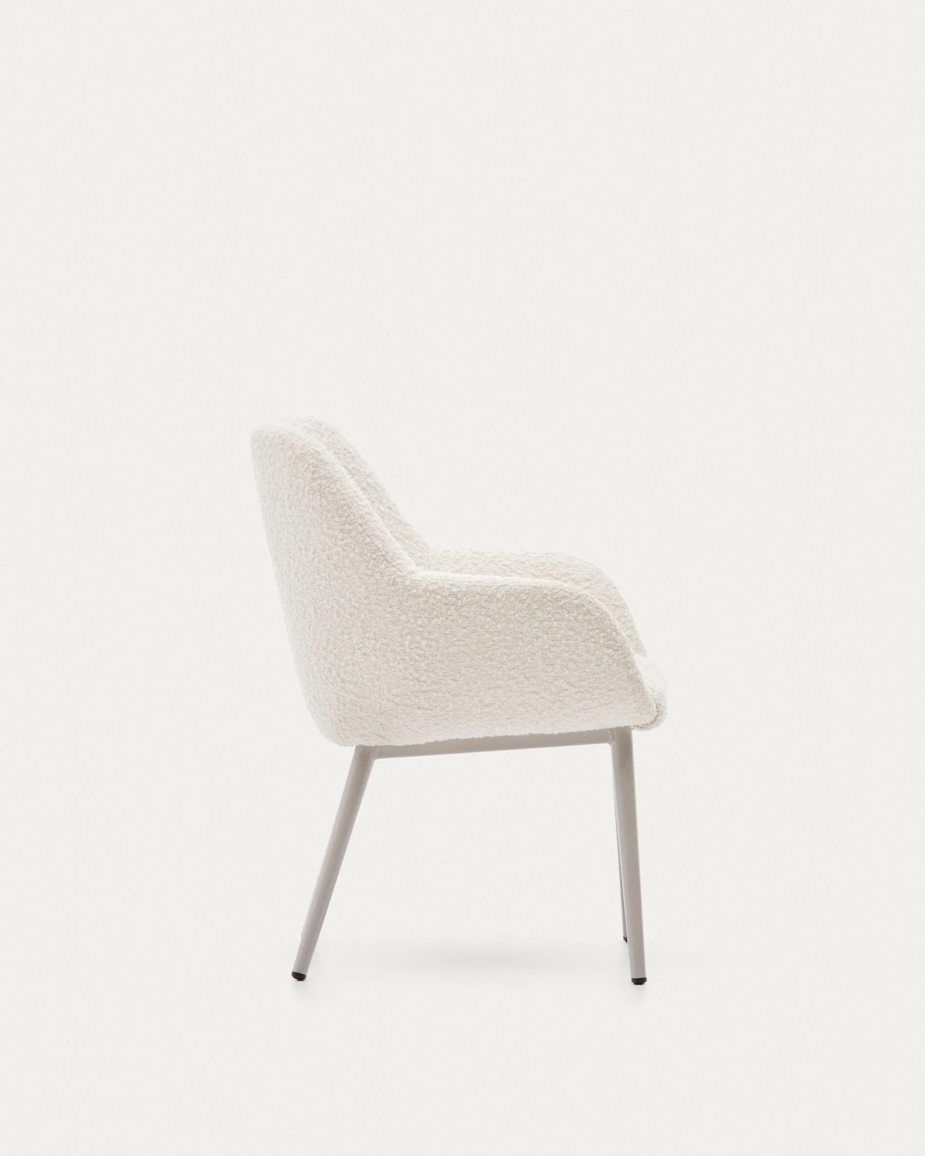 Konna children's chair in white bouclé with steel legs and a beige finish - Image 6