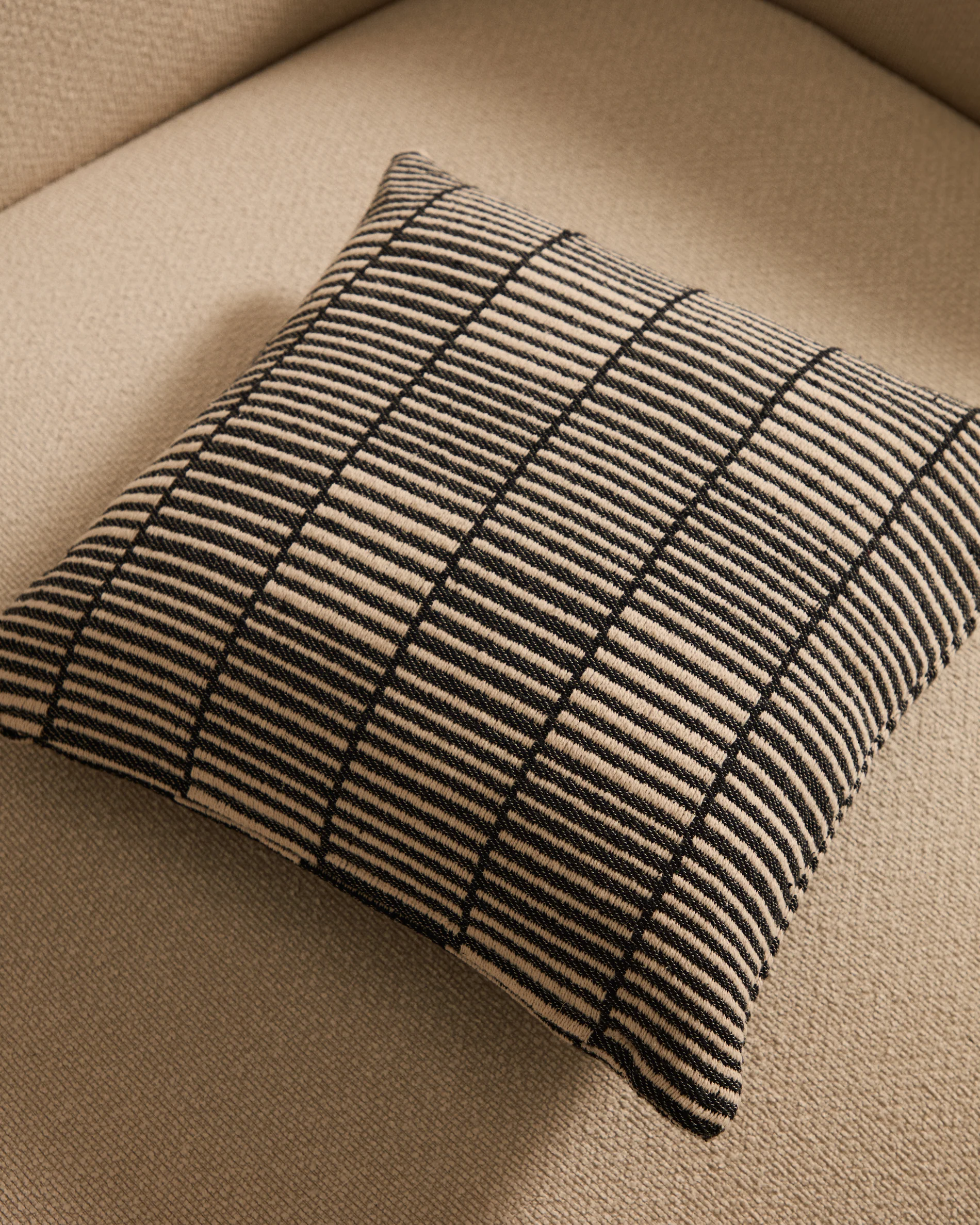Levu black and white striped, 100% cotton cushion cover, 45 x 45 cm - Image 2