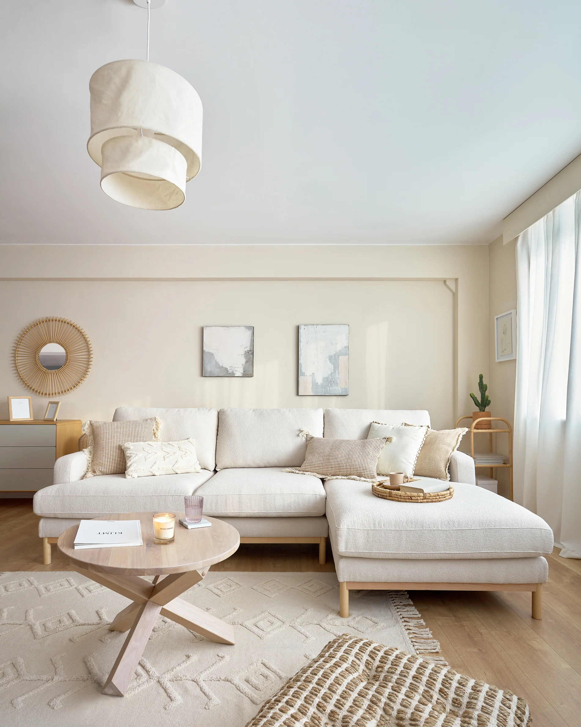 Lotus wood coffee table in solid oak wood, Ø 65 cm - Image 4