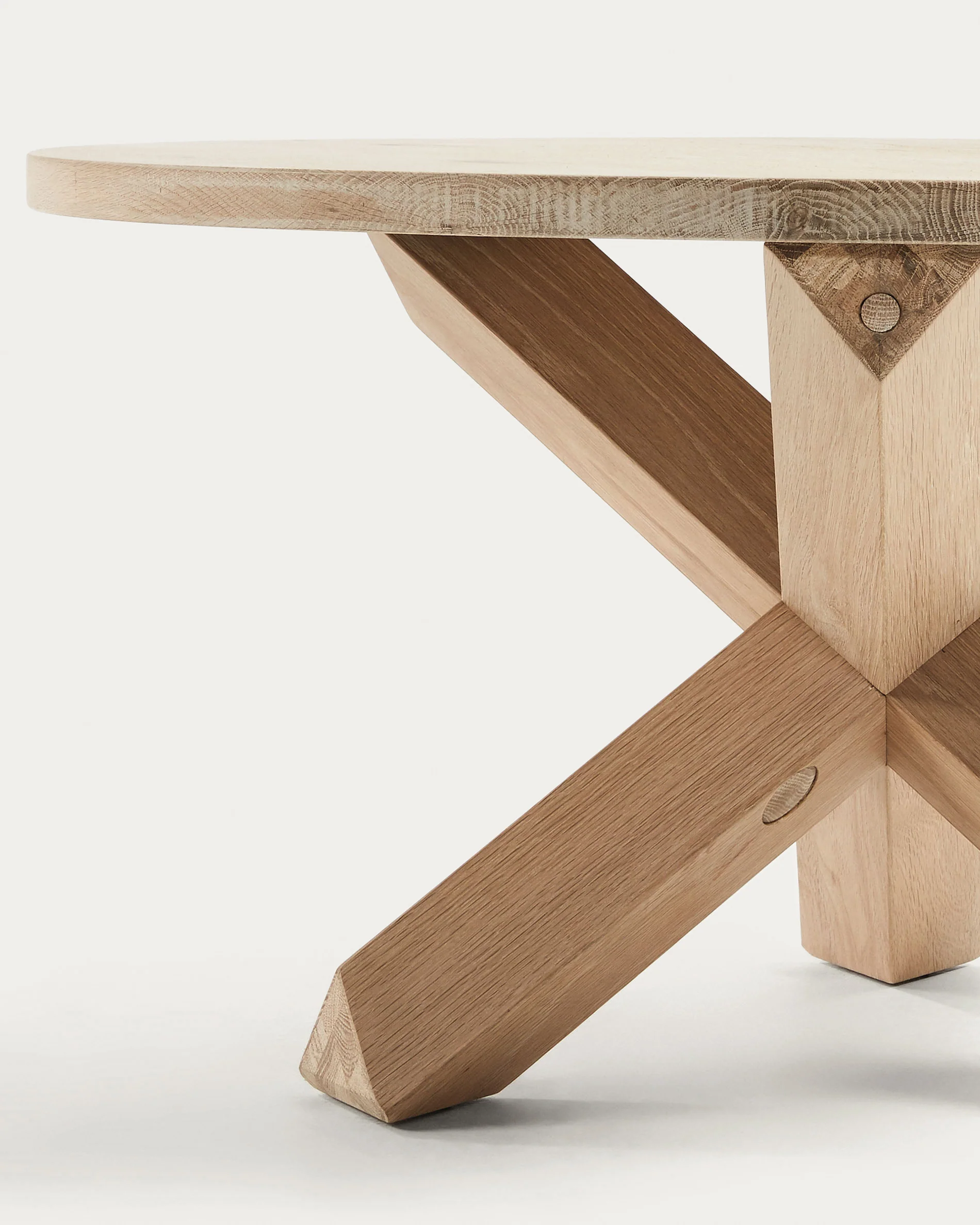 Lotus wood coffee table in solid oak wood, Ø 65 cm - Image 5
