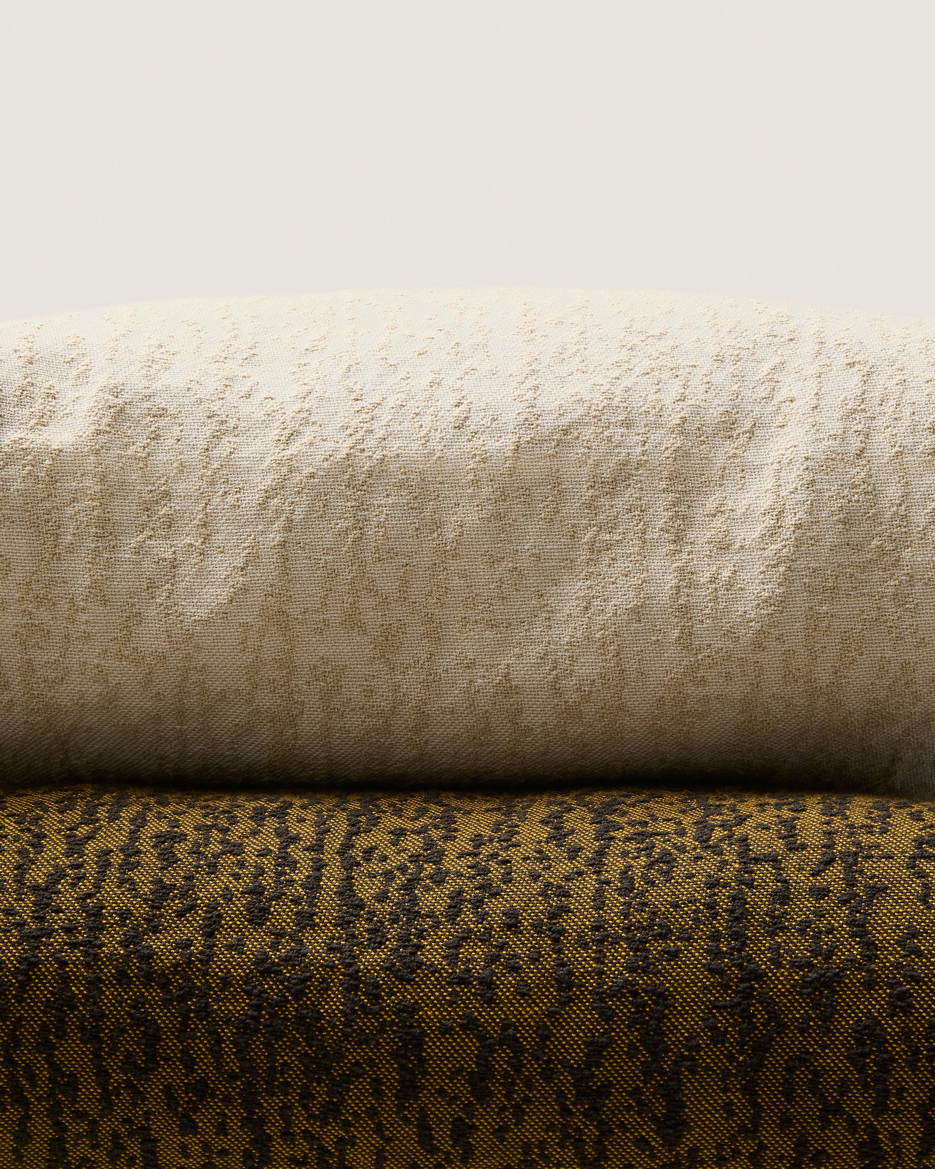 Melien cushion cover in natural dot jacquard 50 x 50 cm - Image 5