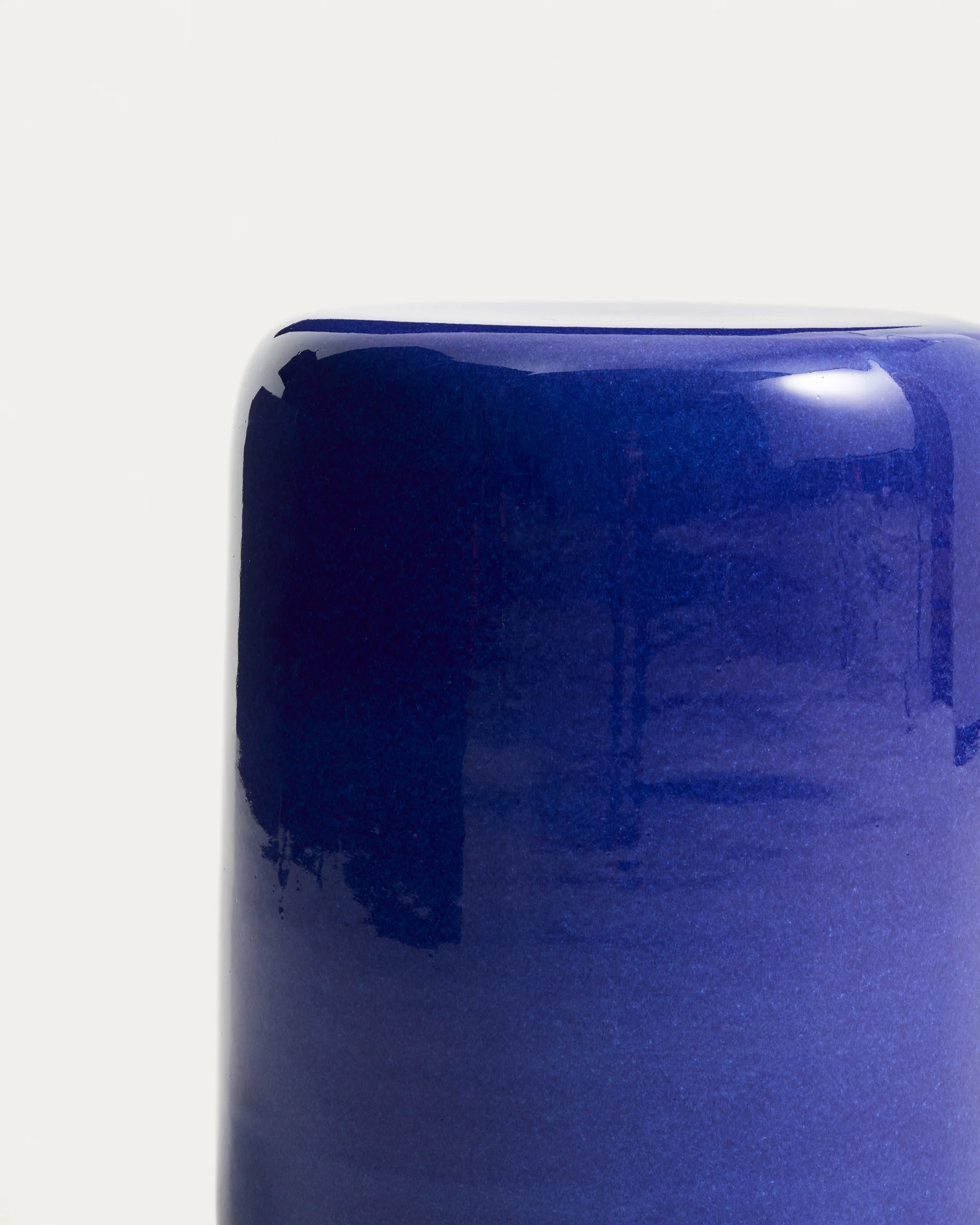 Mesquida outdoor side table in ceramic with glazed blue finish Ø 35 cm - Image 5