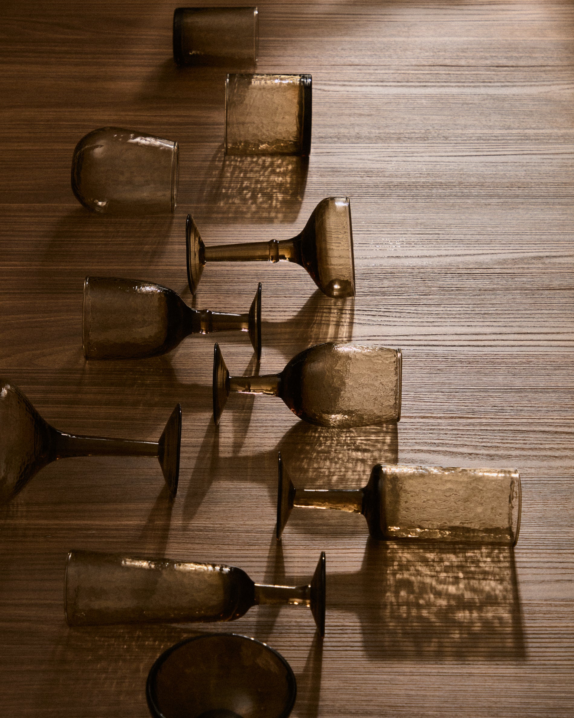 Obila cup made of brown recycled glass - Image 4