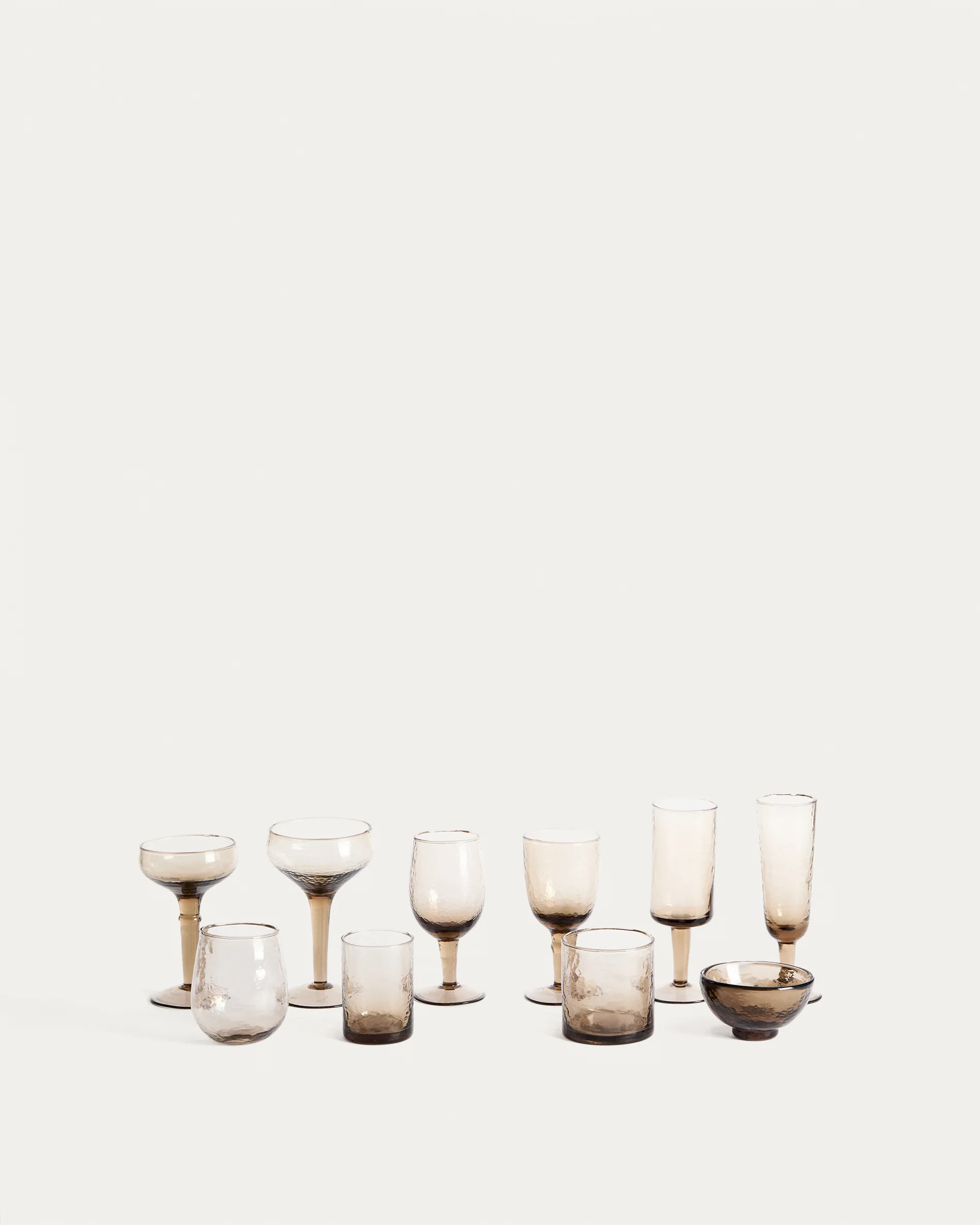 Obila wine glass made of brown recycled glass - Image 6