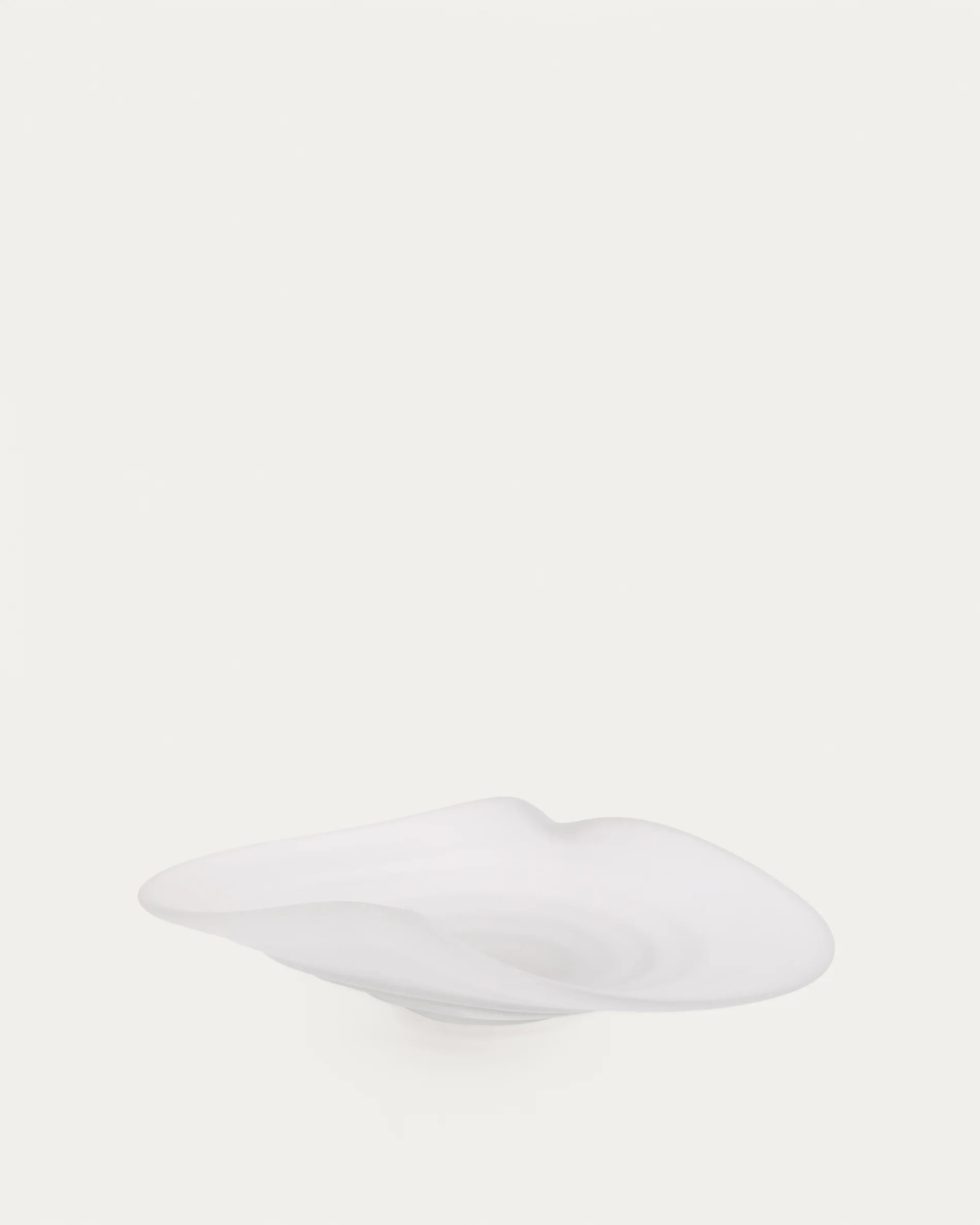 Ondaro frosted glass centrepiece 11cm - Image 6
