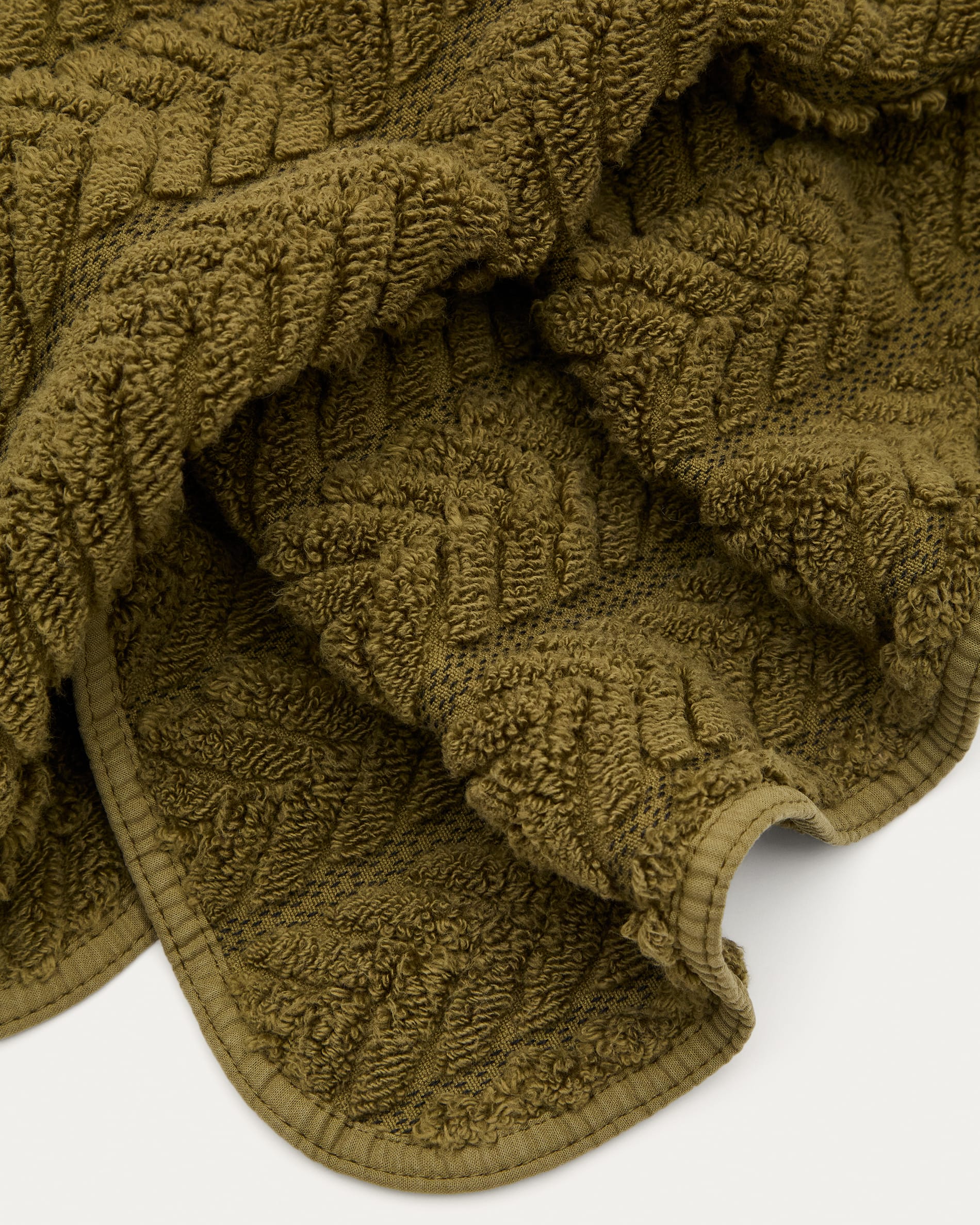 Rune 100% cotton, green jacquard bath towel, 70 x 140 cm - Image 2