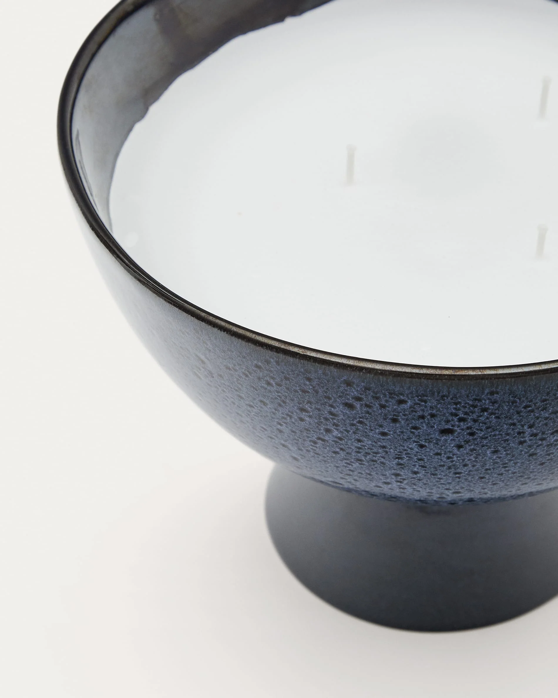Sapira Ceramic Candle in Blue Ø 20 cm - Image 3