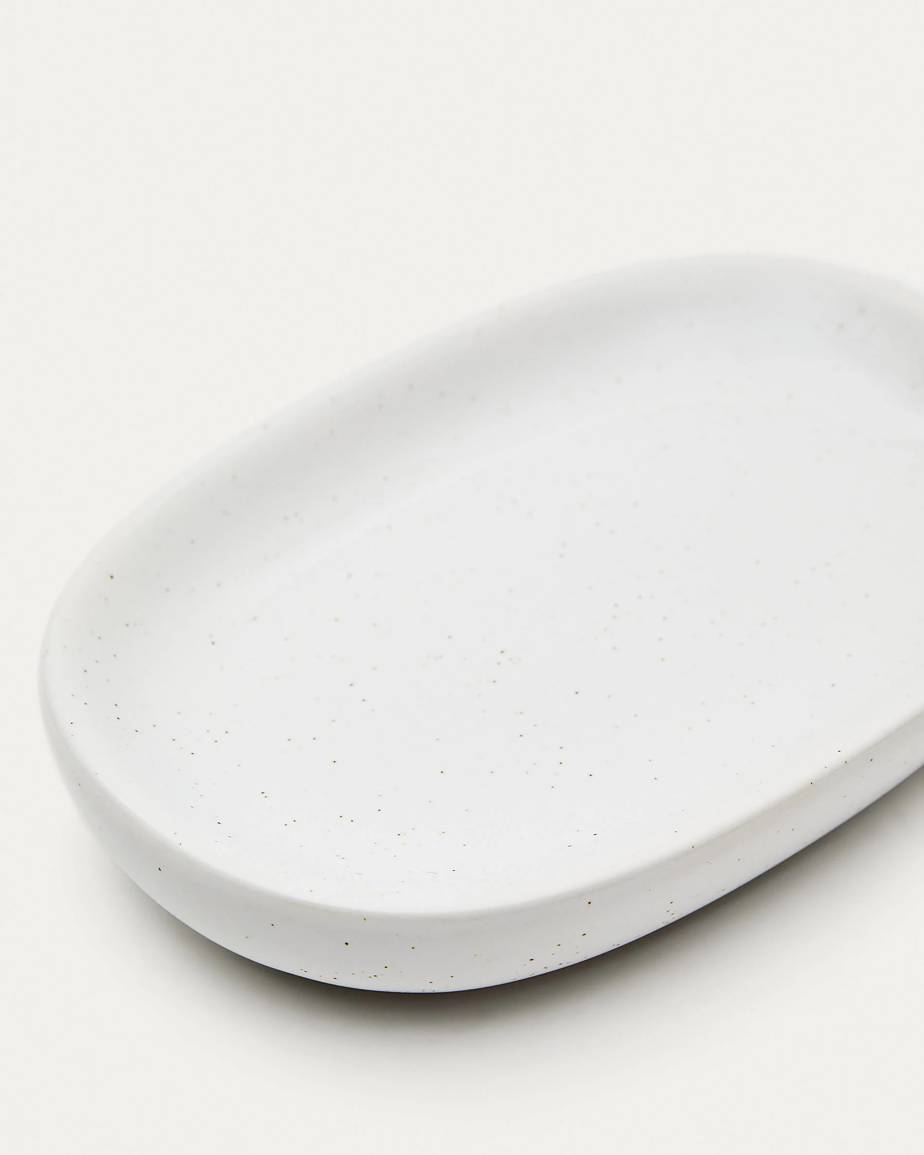 Selis Tray made of Beige and White Stoneware - Image 2