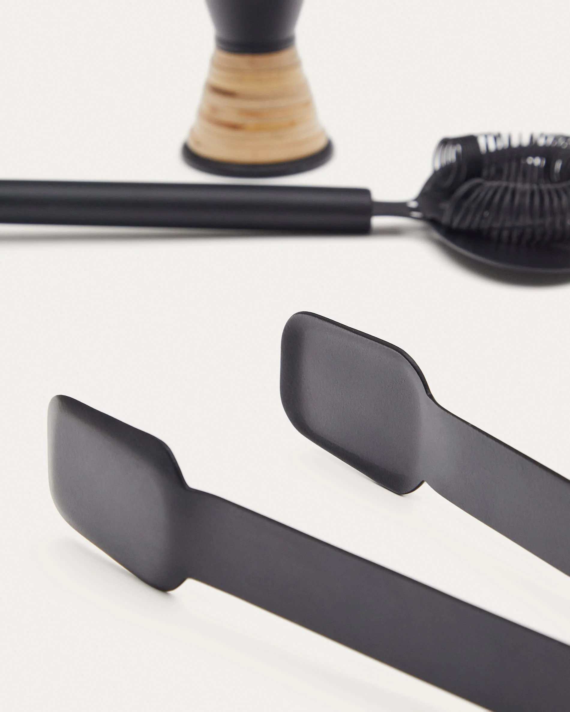 Shai set of black stainless steel and rattan cocktail utensils - Image 5