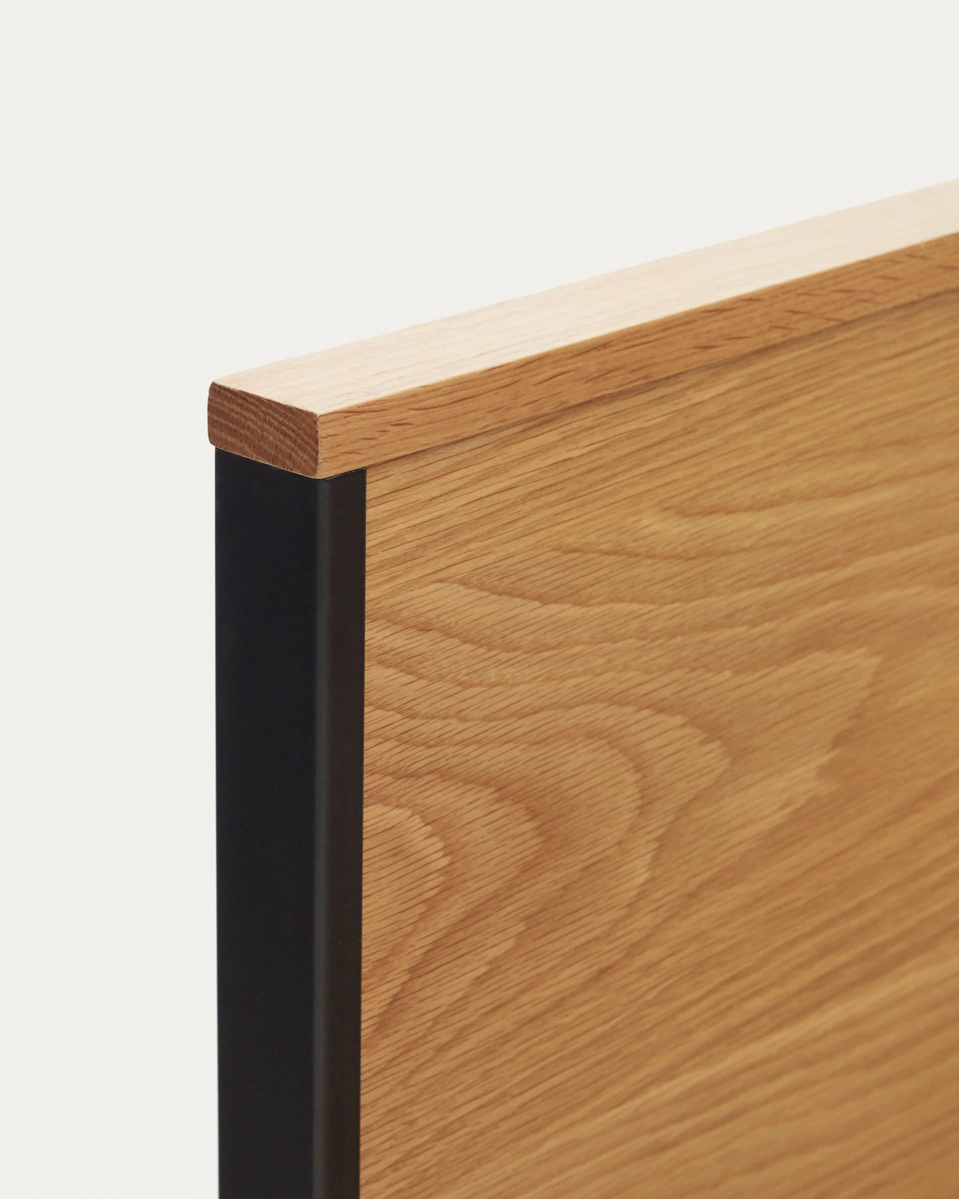 Taiana oak wood veneer bed with steel legs in a black finish, 160 x 200 cm - Image 5