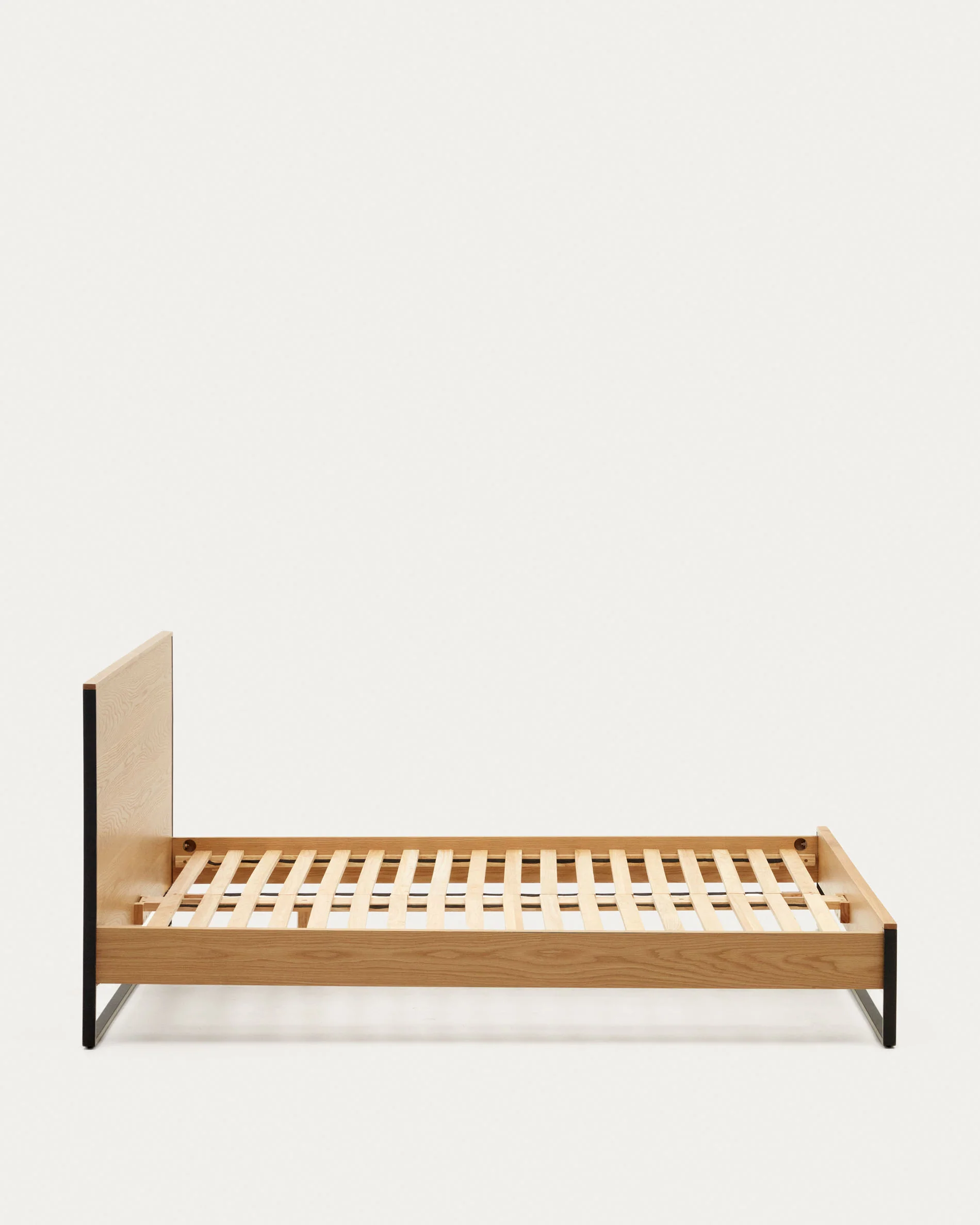 Taiana oak wood veneer bed with steel legs in a black finish, 160 x 200 cm - Image 9