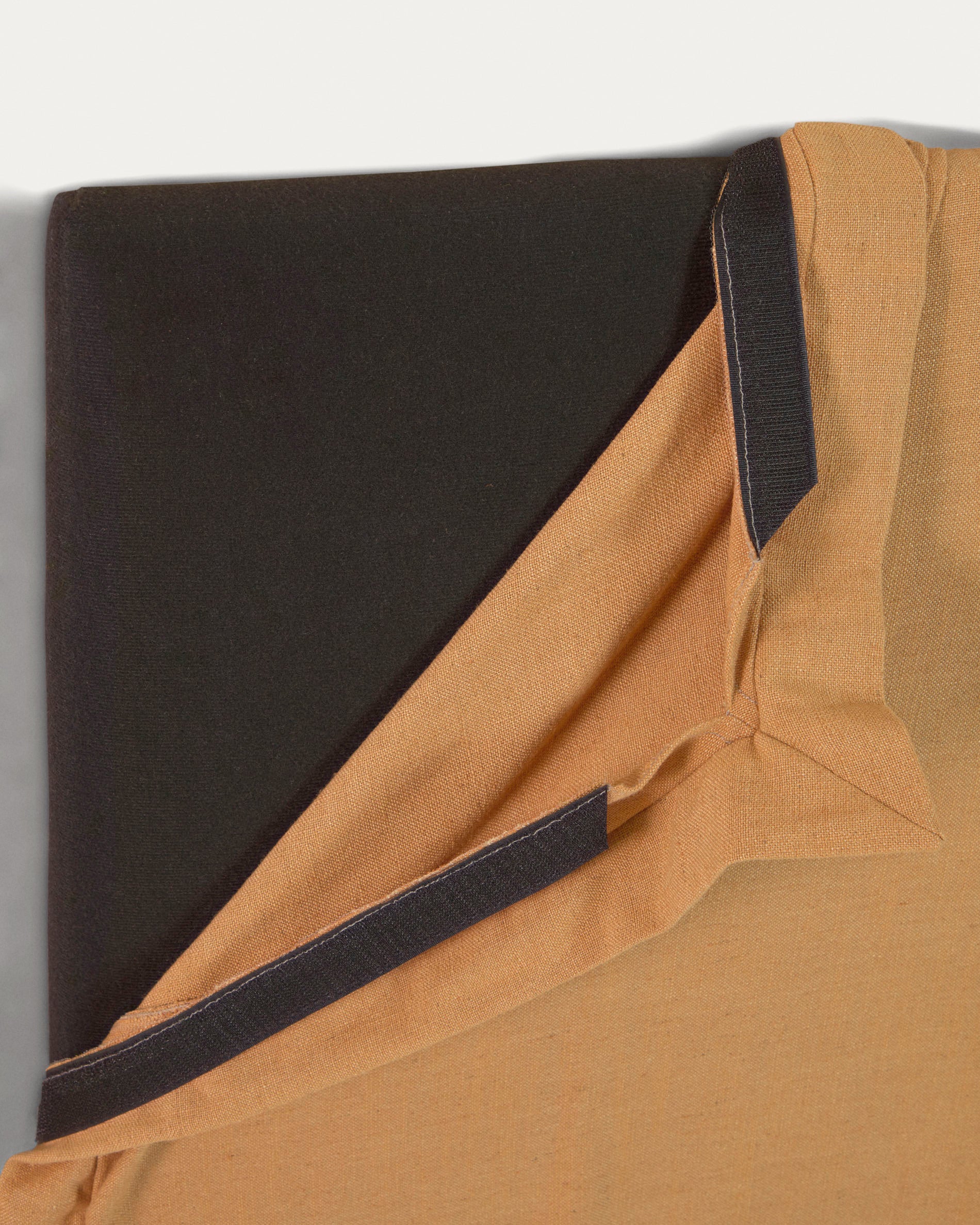 Tanit headboard with removable mustard linen cover for a bed up to 180 cm - Image 5