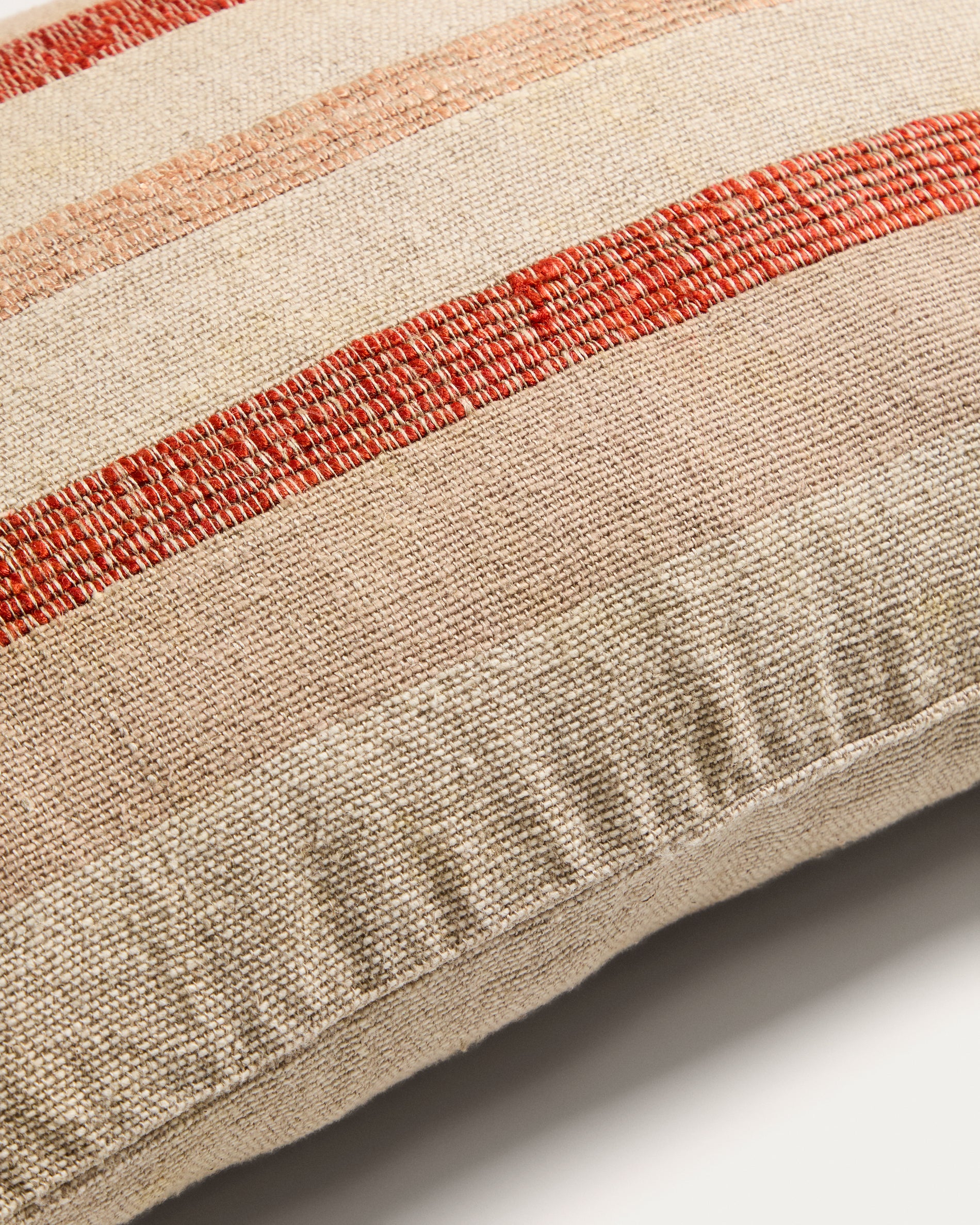 Taraia terracotta and beige cotton and viscose cushion cover 40 x 60cm - Image 3