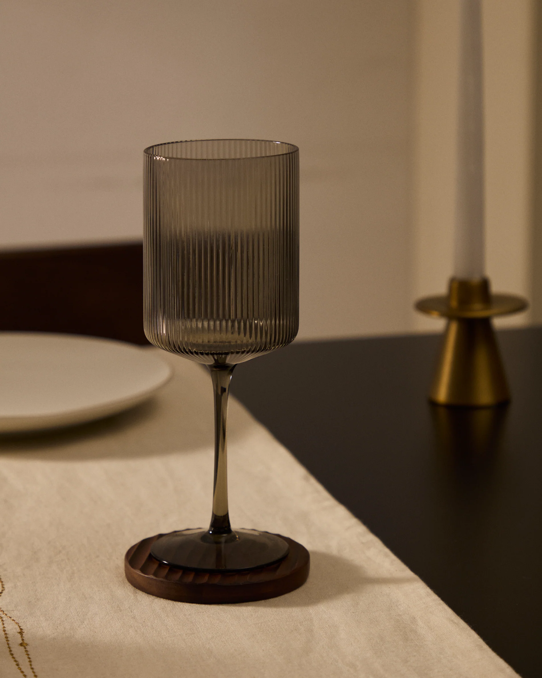 Thiba grey wine glass, 50 cl - Image 4