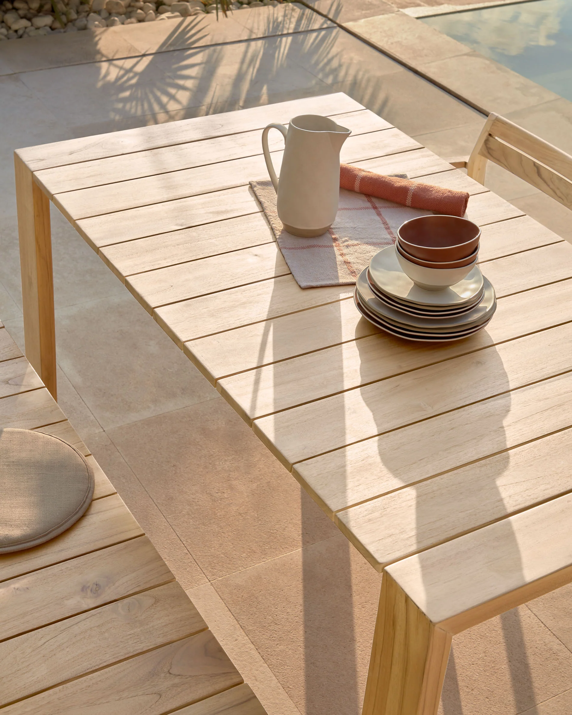 Victoire solid teak outdoor table 160 x 90 cm - Image 4