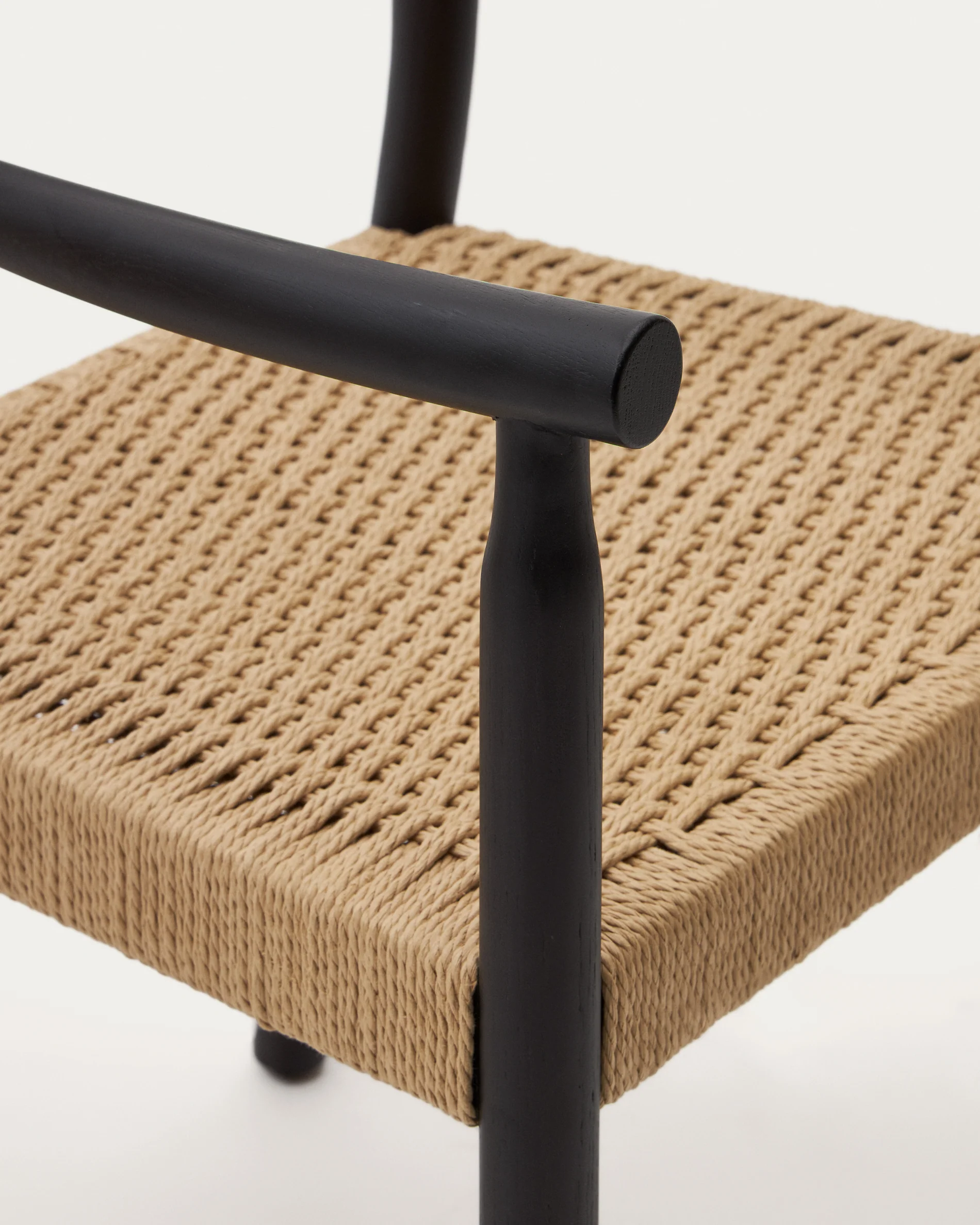 Yalia chair in solid oak with black finish and rope seat FSC 100% - Image 3