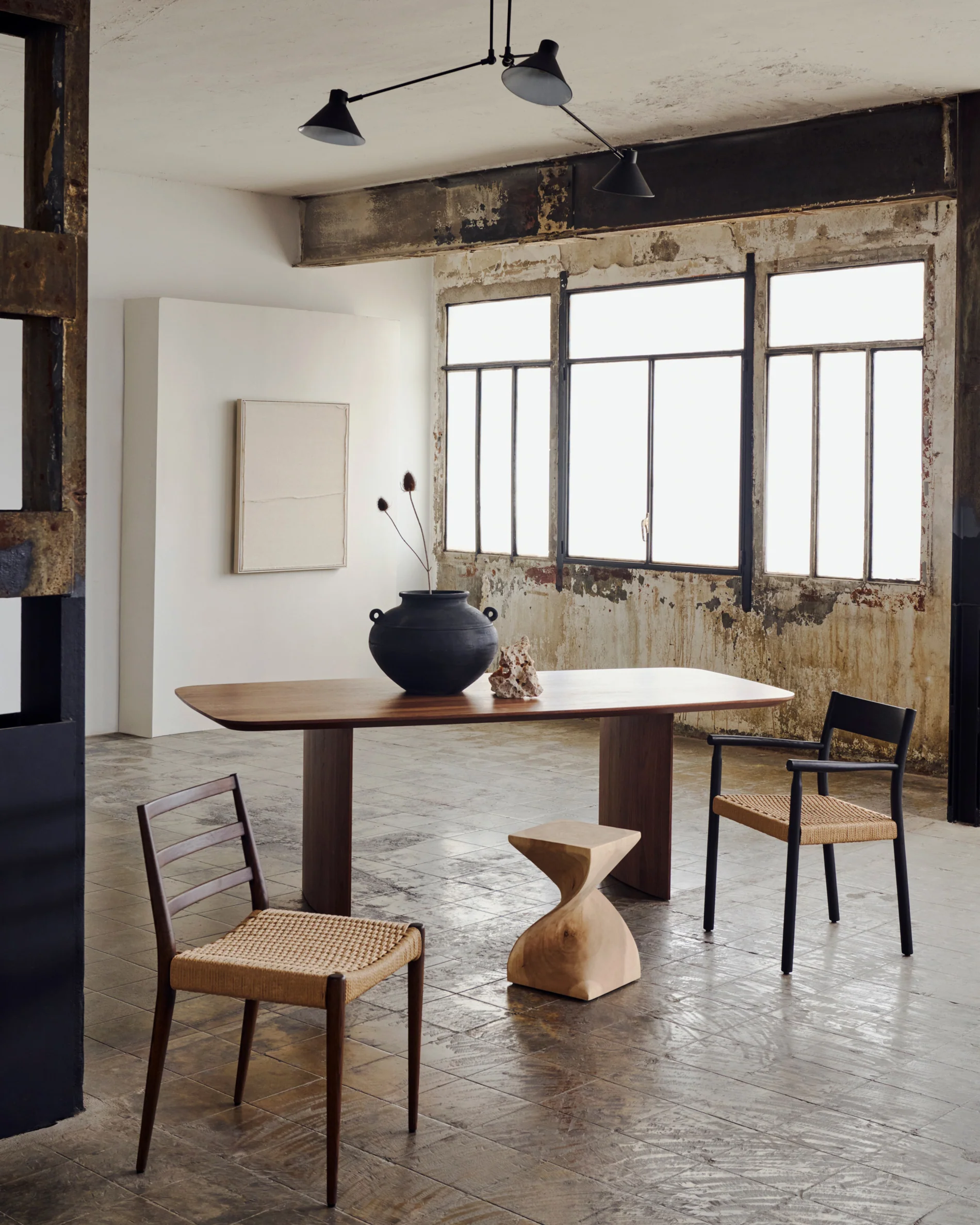 Yalia chair in solid oak with black finish and rope seat FSC 100% - Image 4